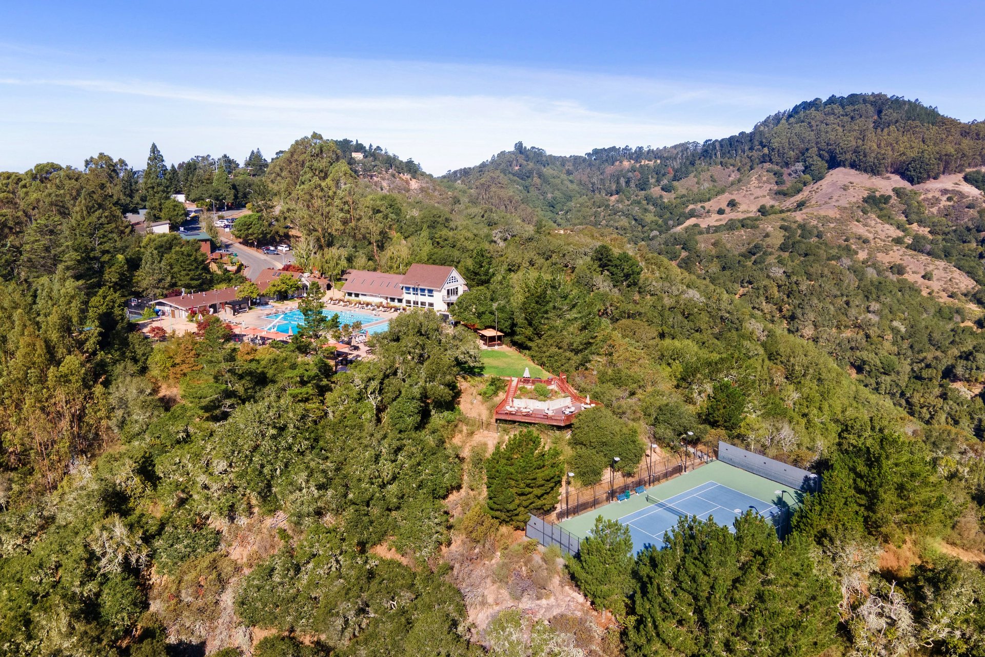 8210 Skyline Blvd