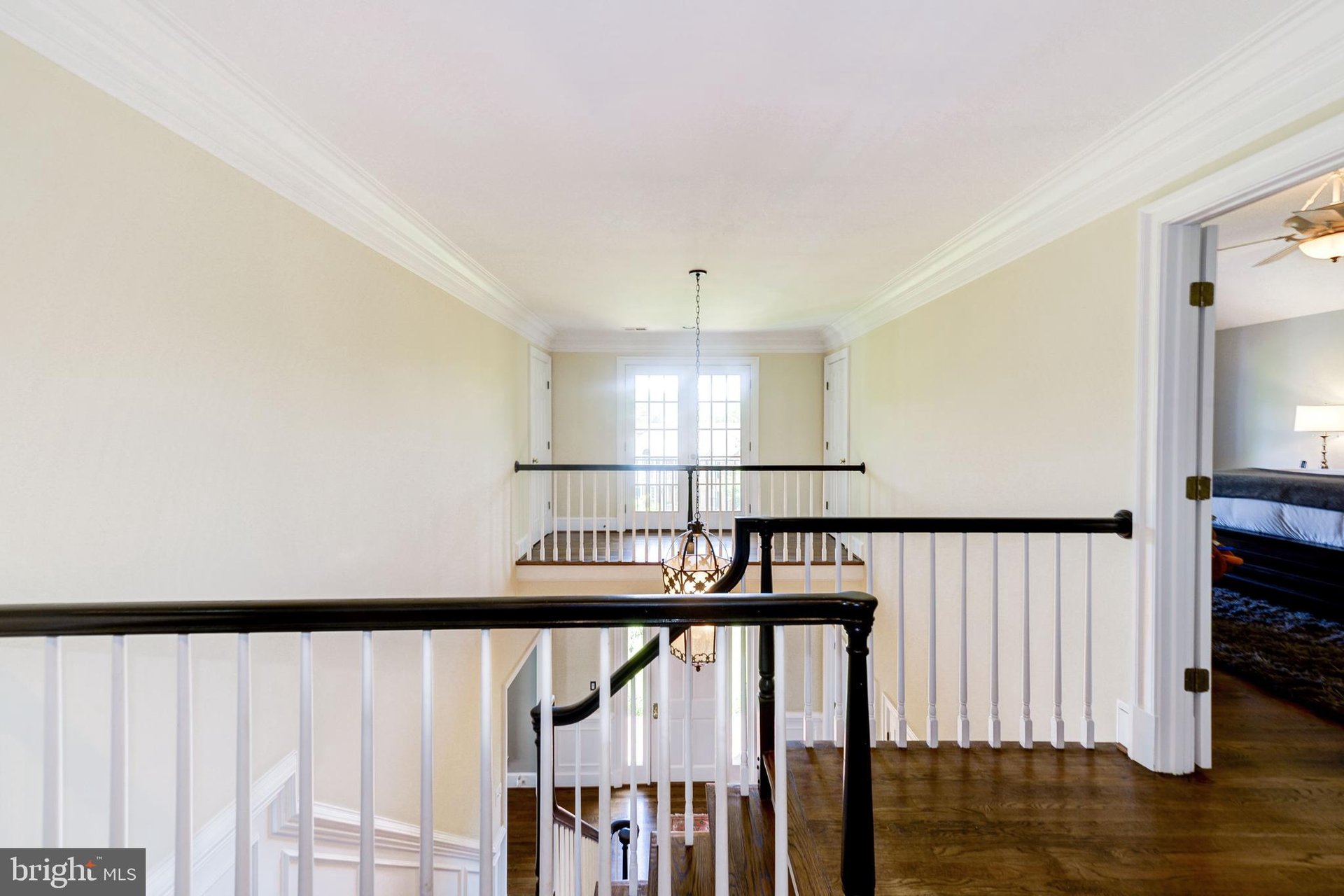 9496 Lynnhall Pl