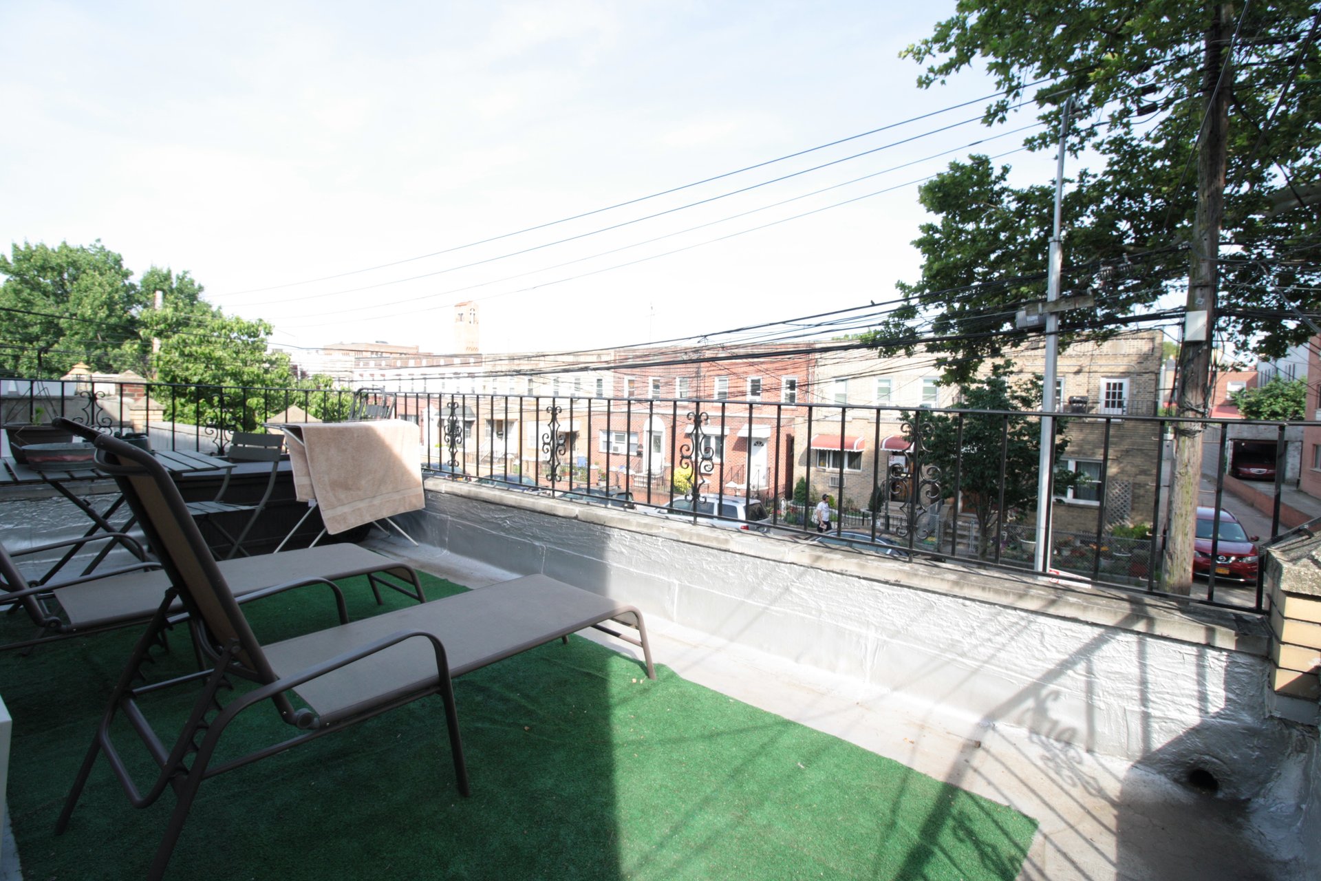 2240 28th St, #2F
