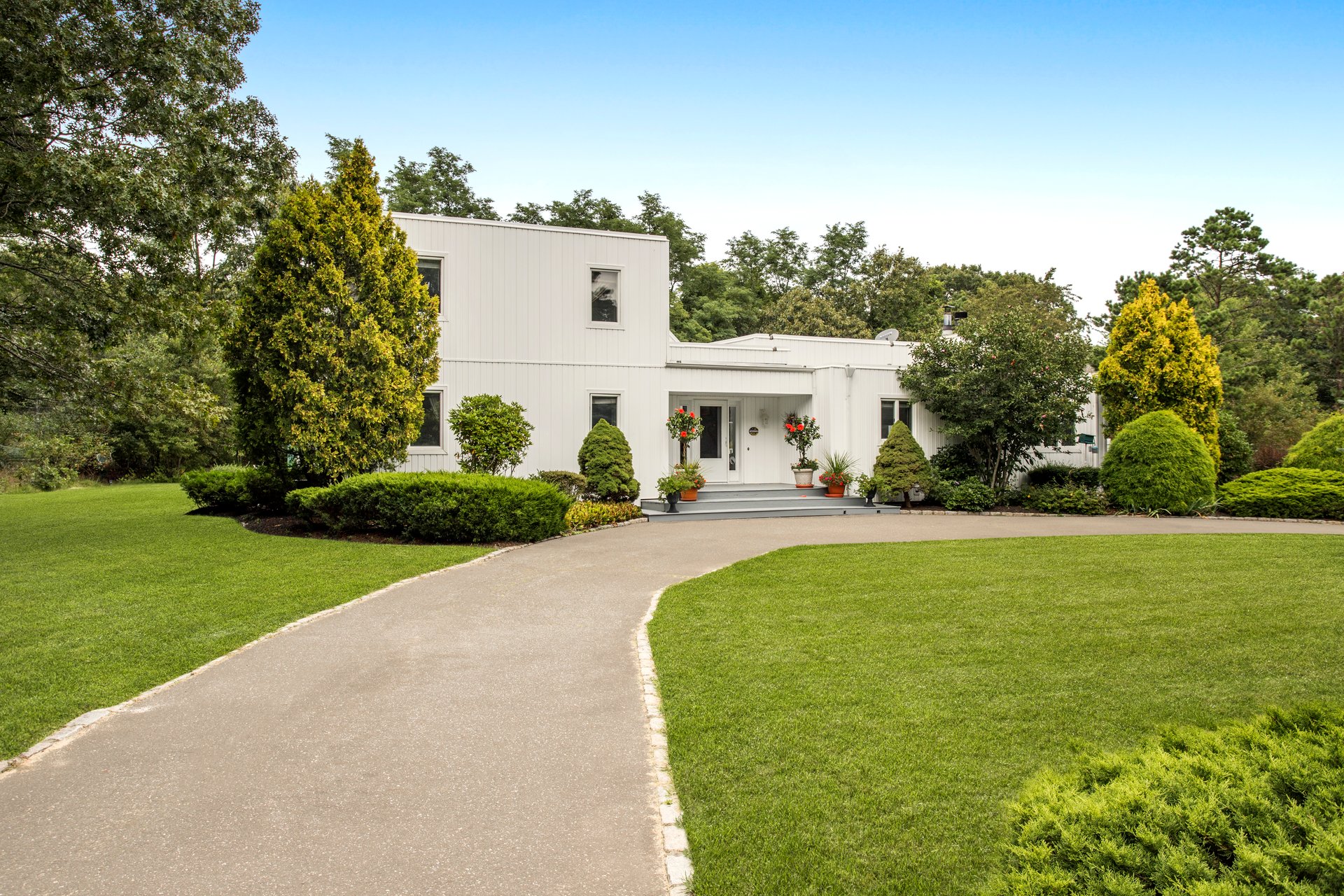 23 Stuart Court