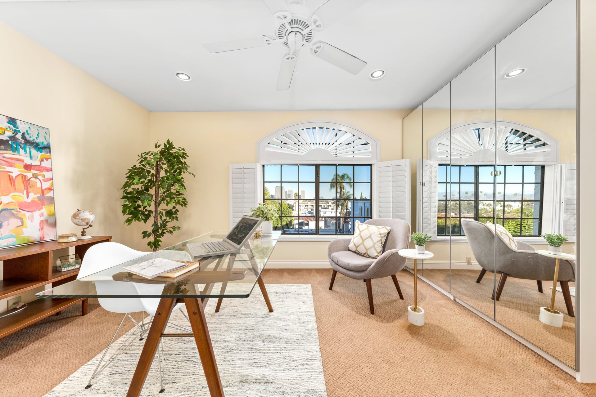 8712 Gregory Way #403, Pico-Robertson