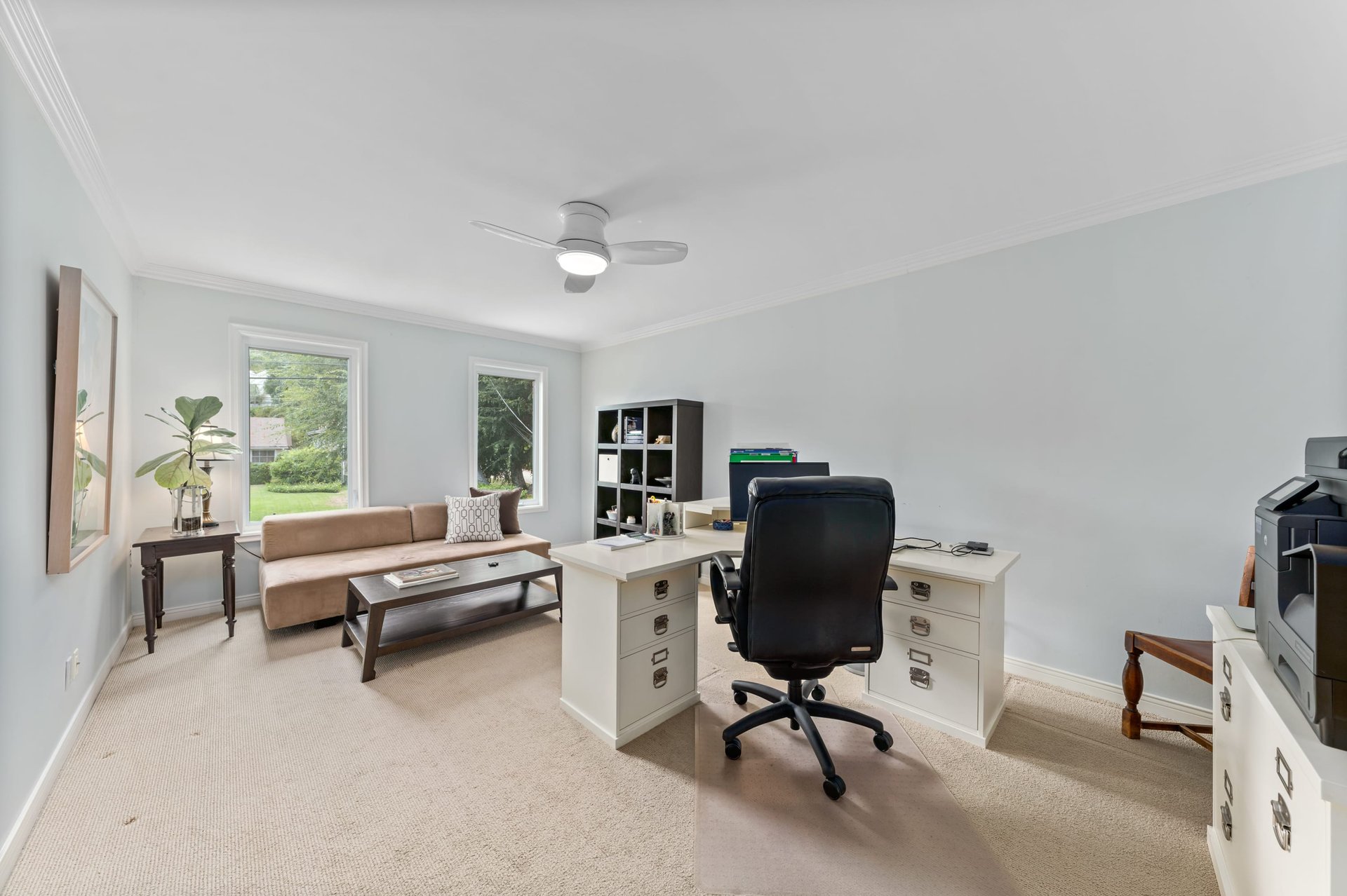 14811 Sutton St, Sherman Oaks