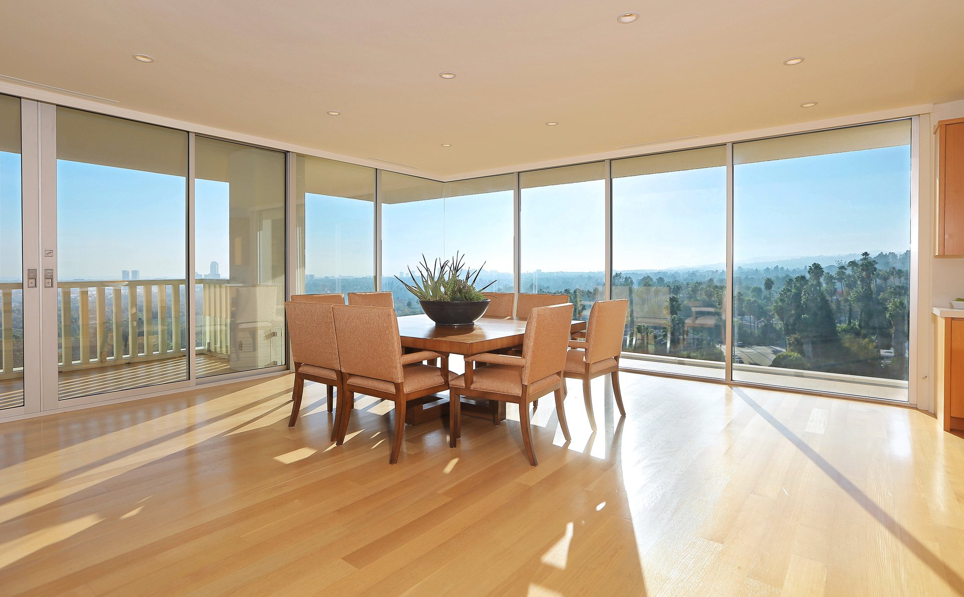 9255 Doheny Rd, #1102
