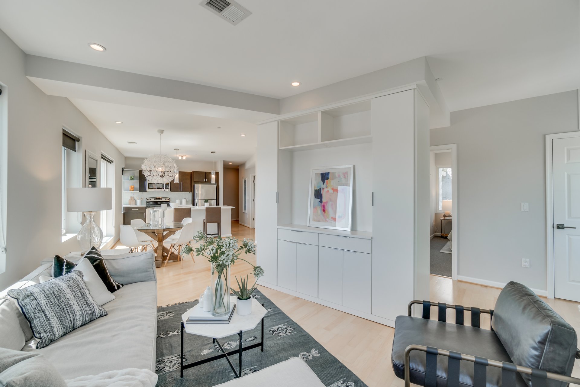 329 Rhode Island Ave NE #301