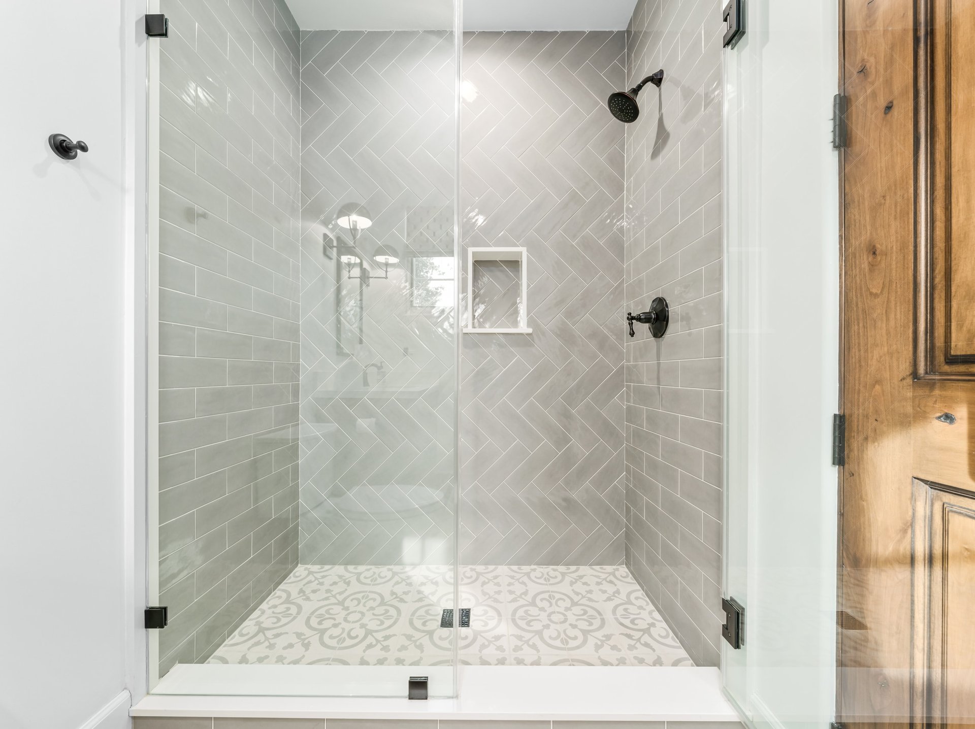 13031 Bloomfield St, Studio City