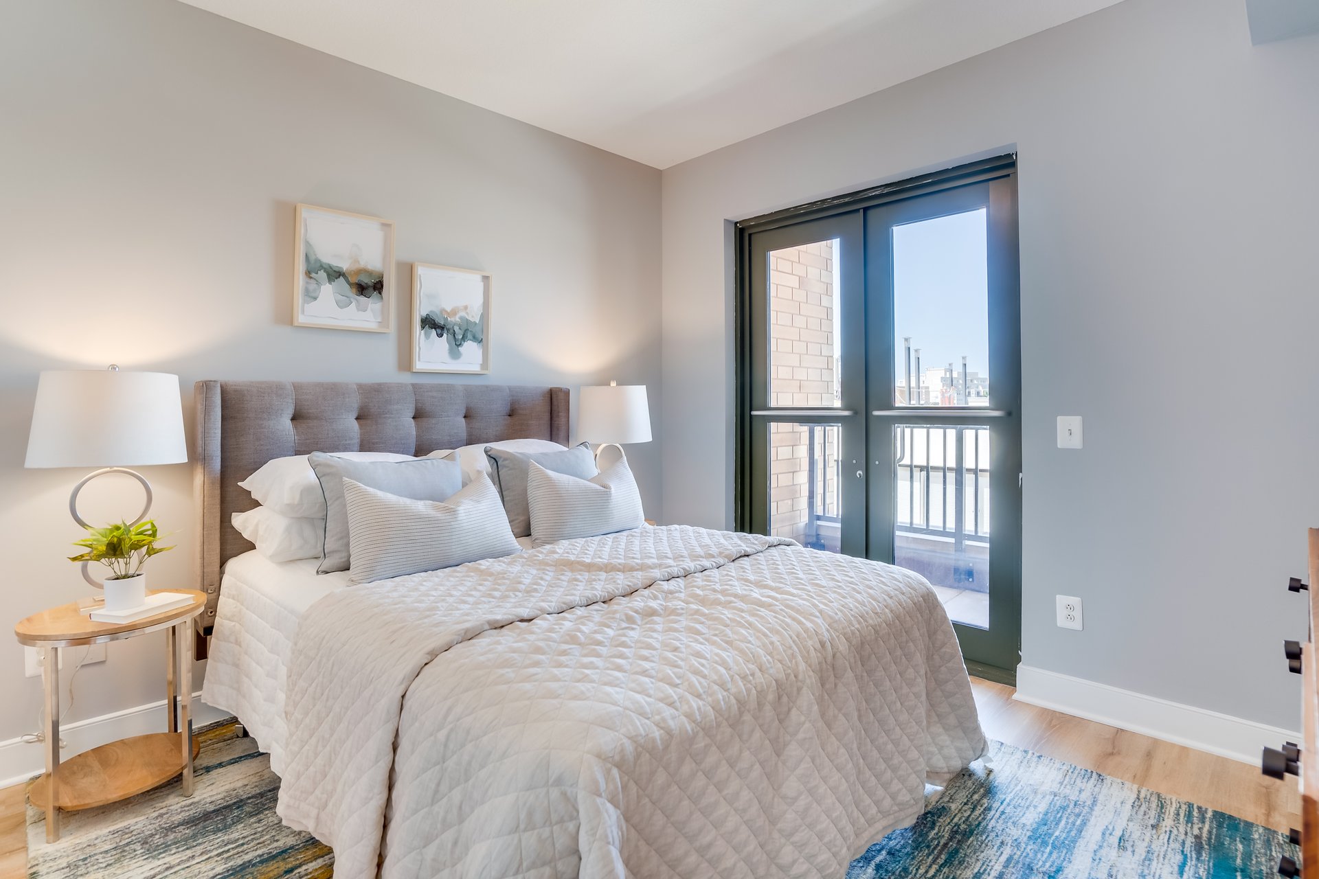910 M St NW #1008