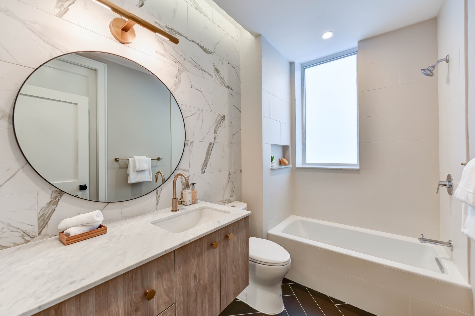 2139 N St NW, #3