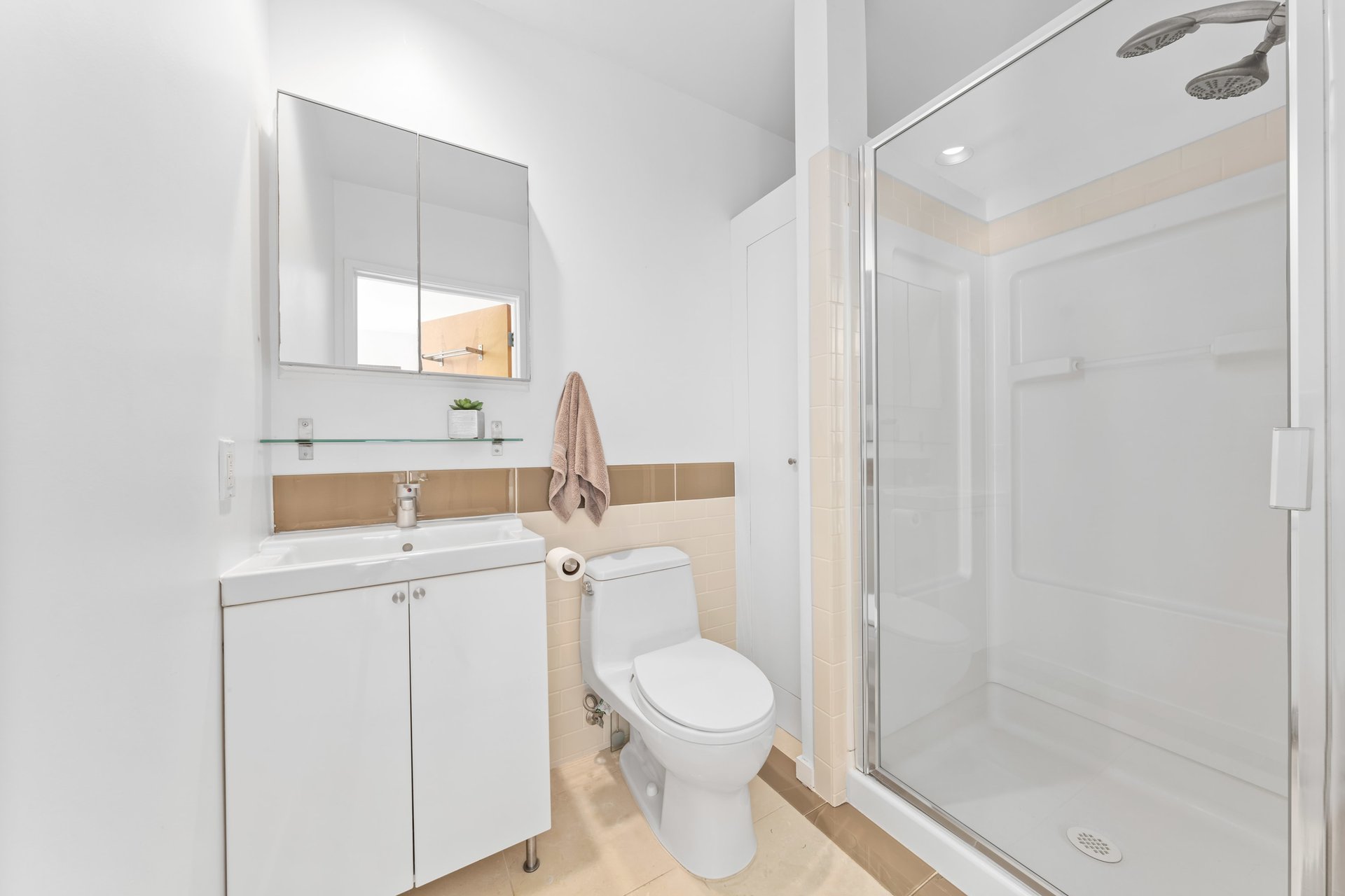 1351 Hill St, Sunset Park