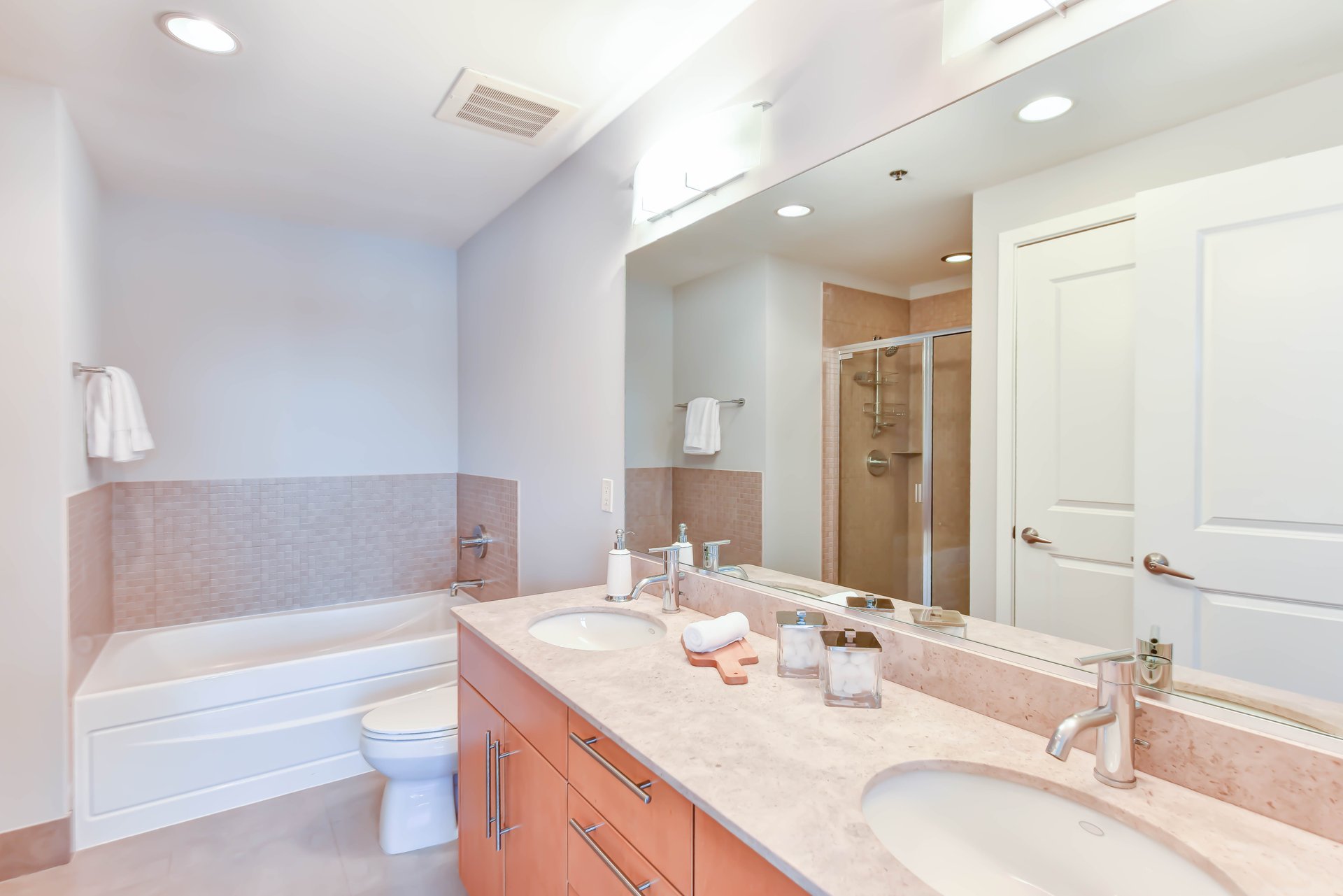 2125 14th St NW, #325W