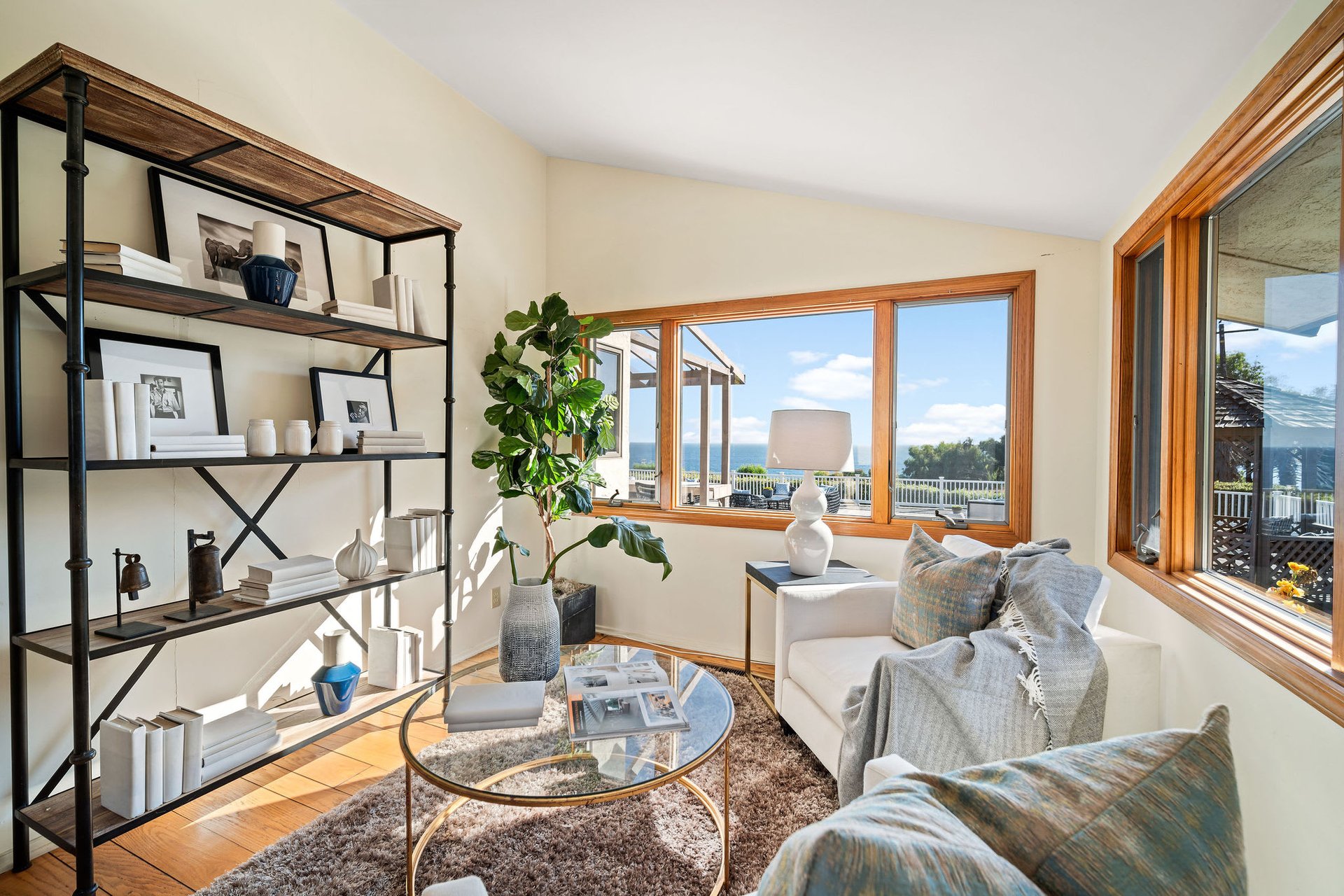6353 Malibu Park Ln, Malibu