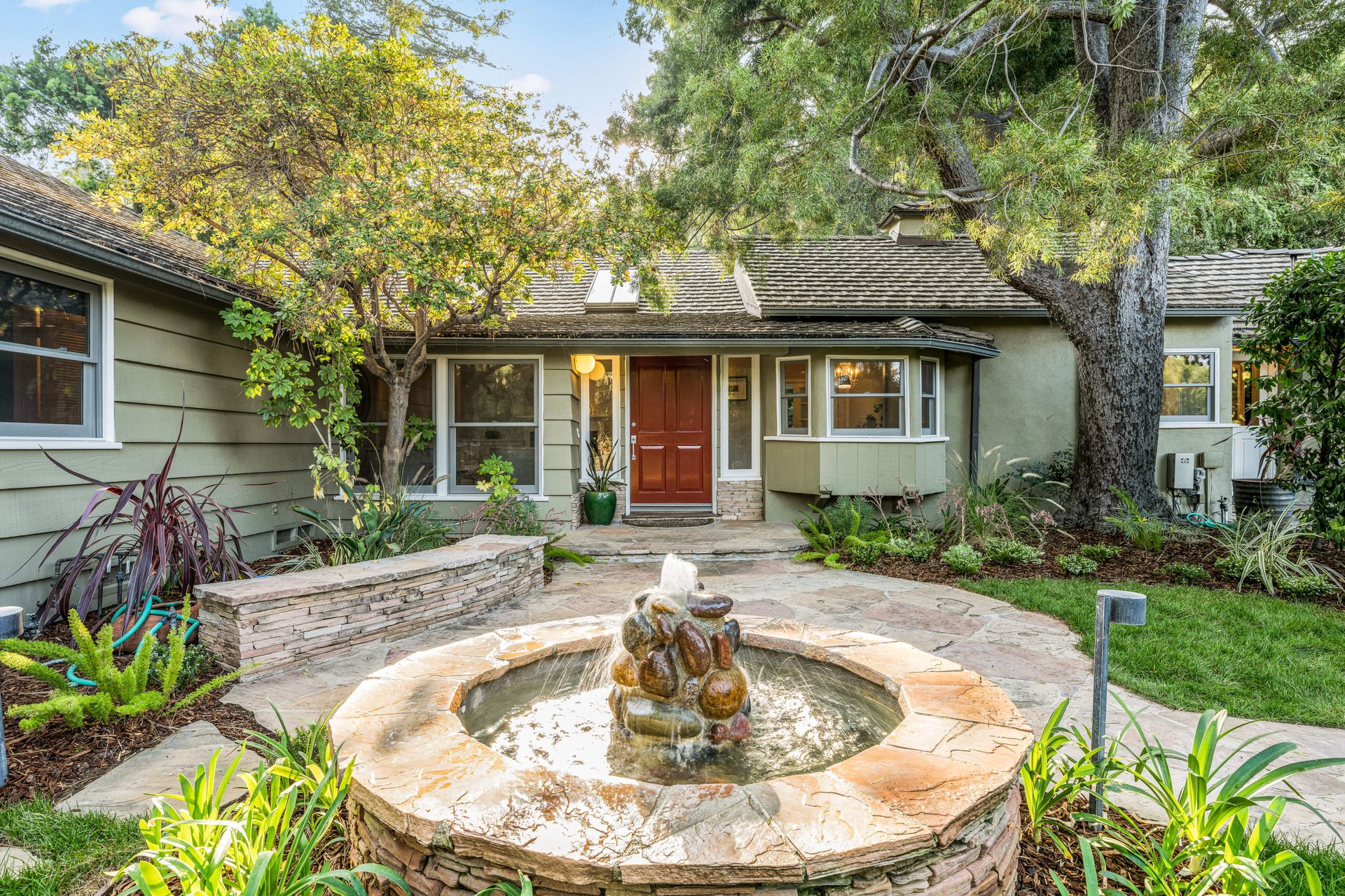 12050 Laurel Terrace Dr, Studio City