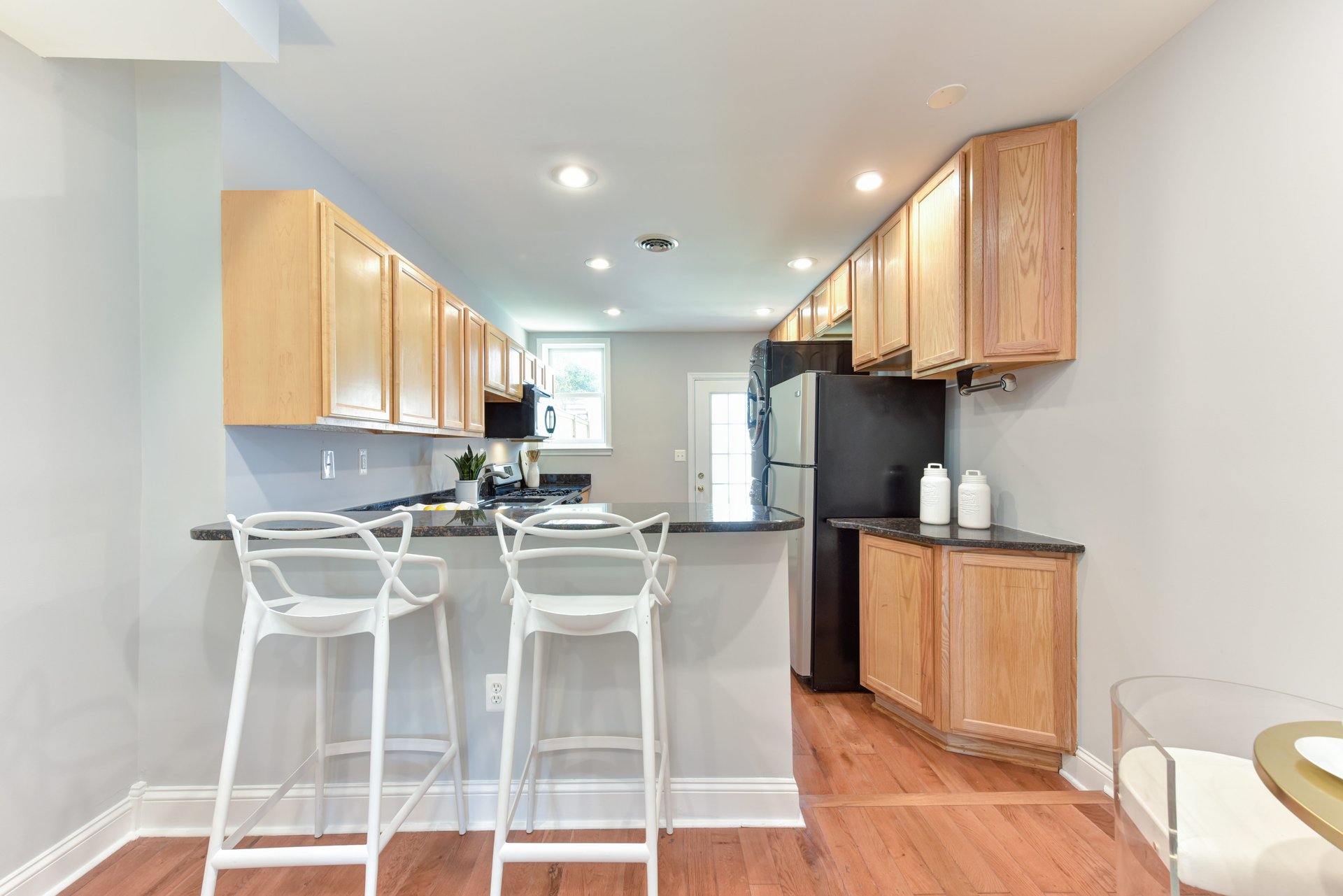 757 Fairmont St NW