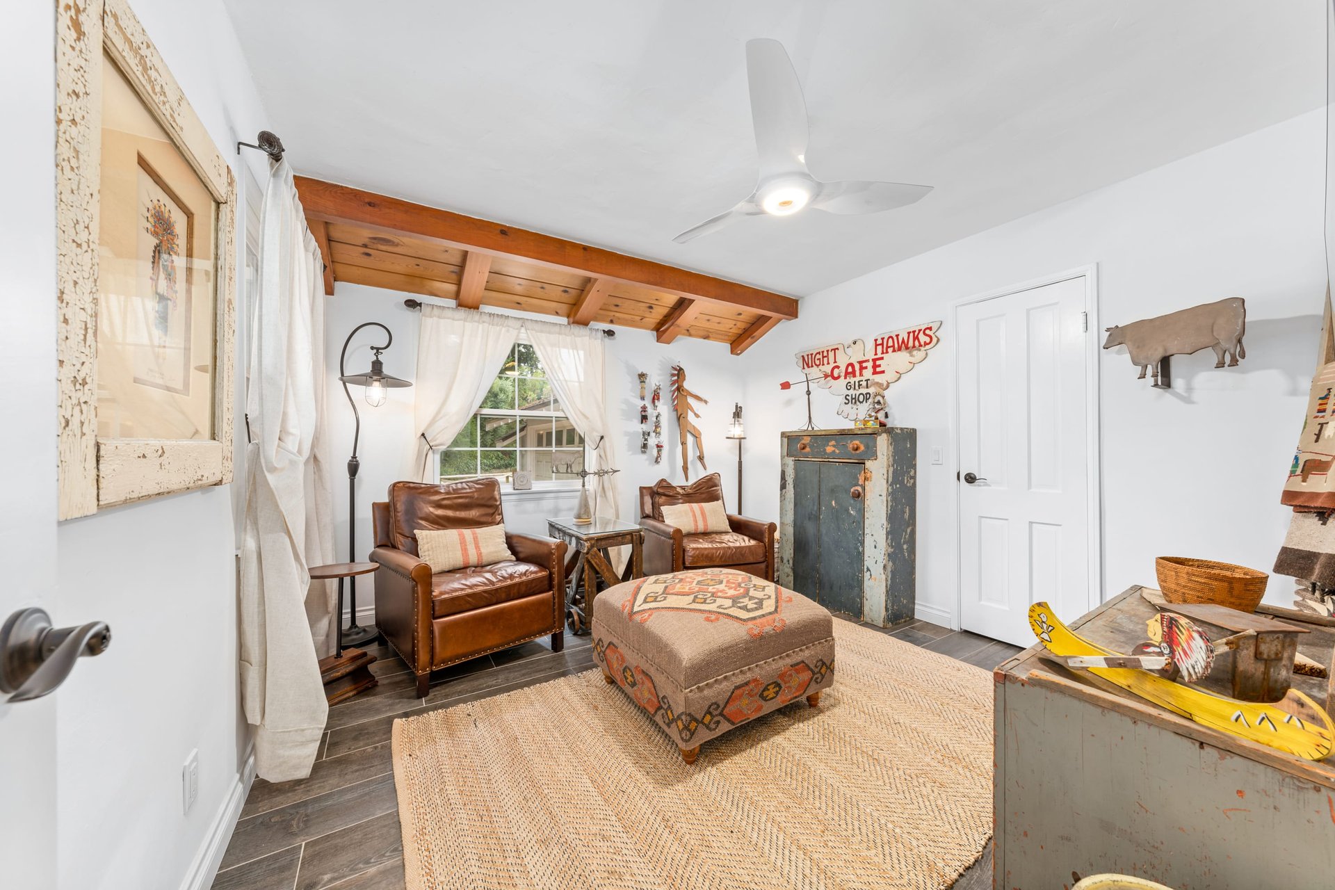 23222 Ostronic Dr, Woodland Hills