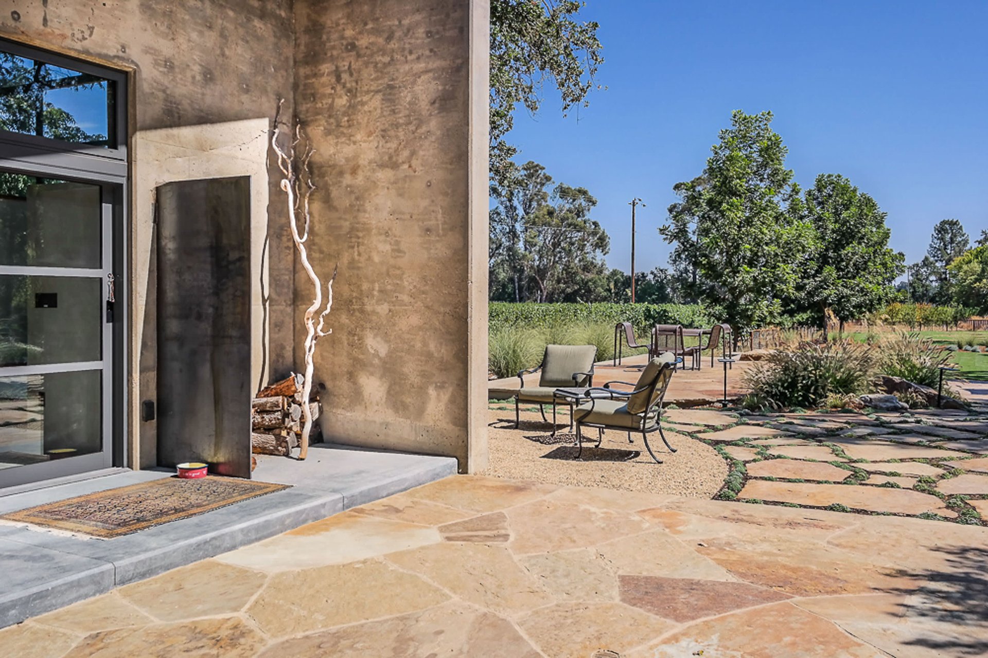 Modern Contemporary Living