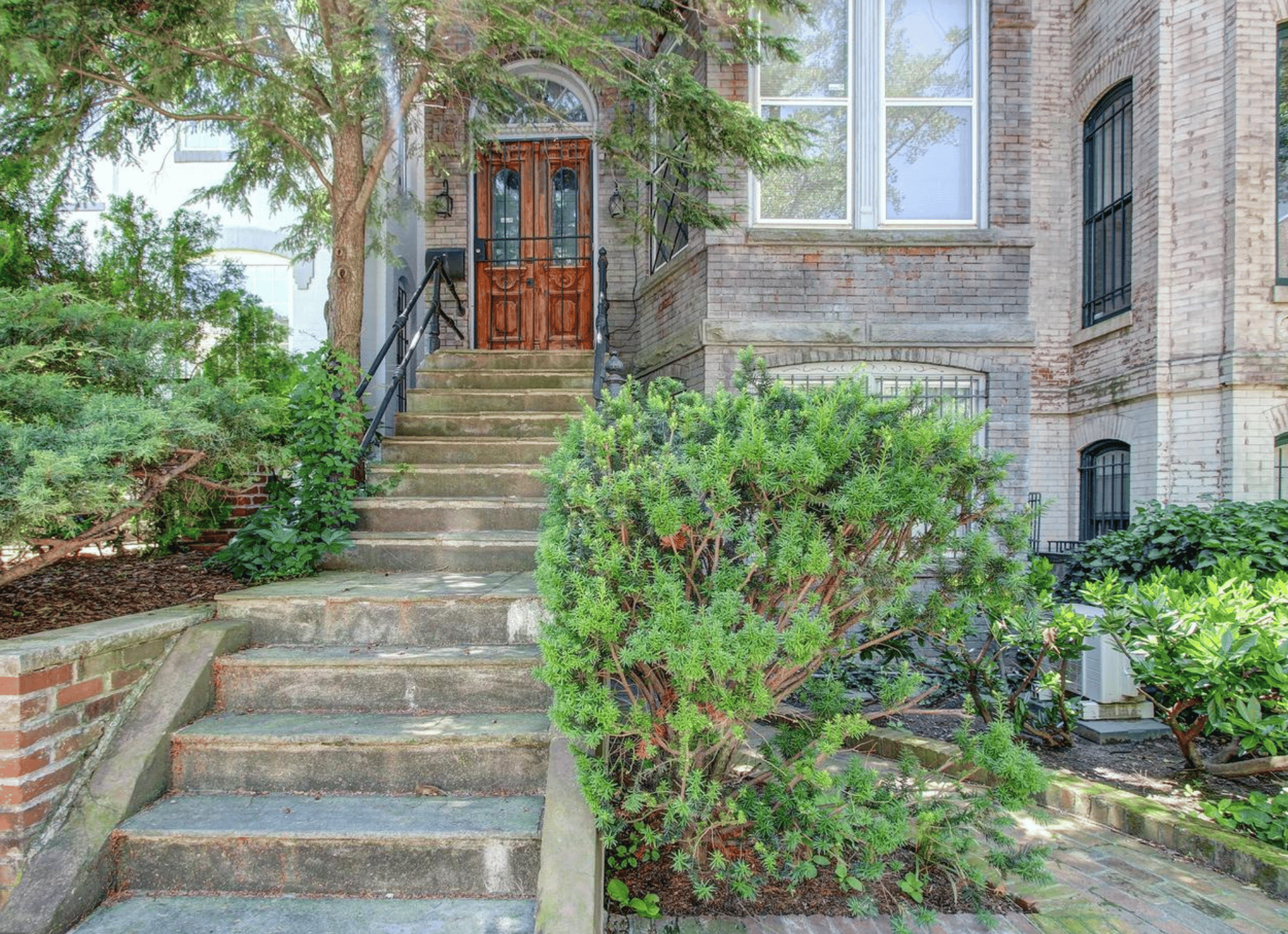 1518 Corcoran St NW