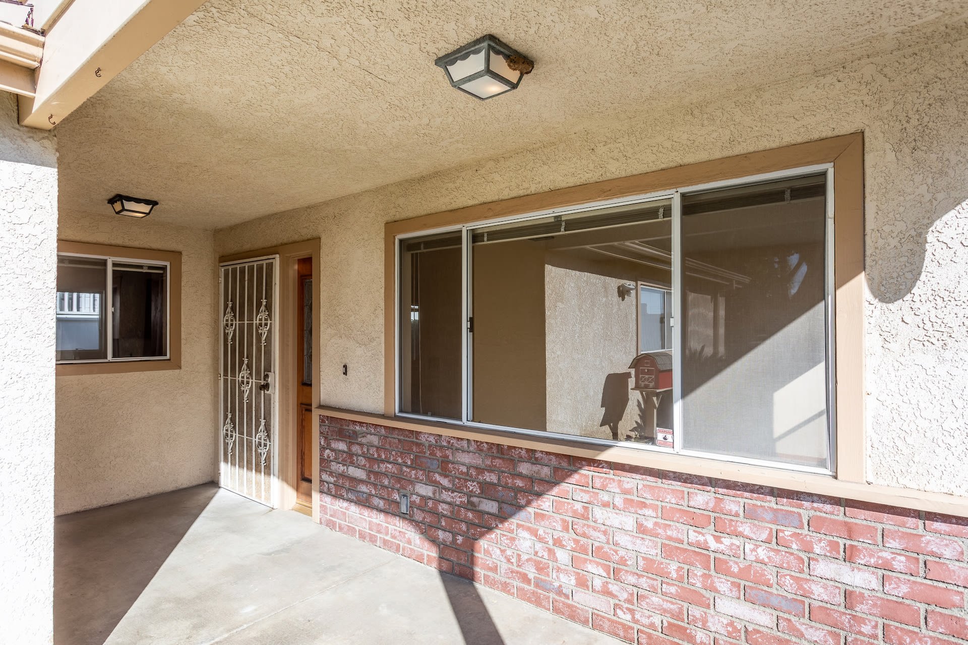1326 Pine St, Sunset Park