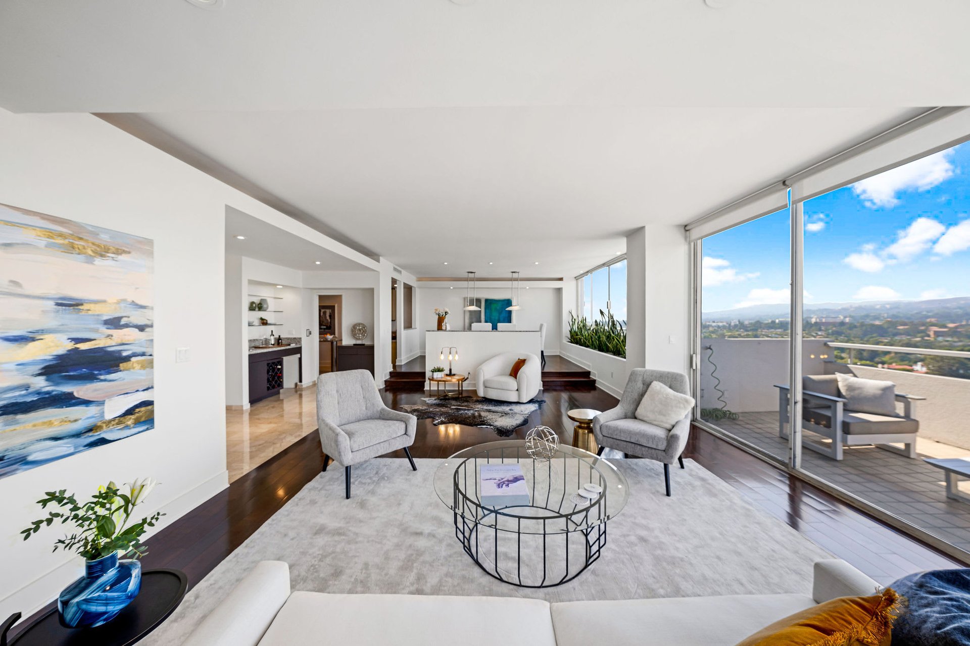 The Comstock #PHA, Wilshire Corridor