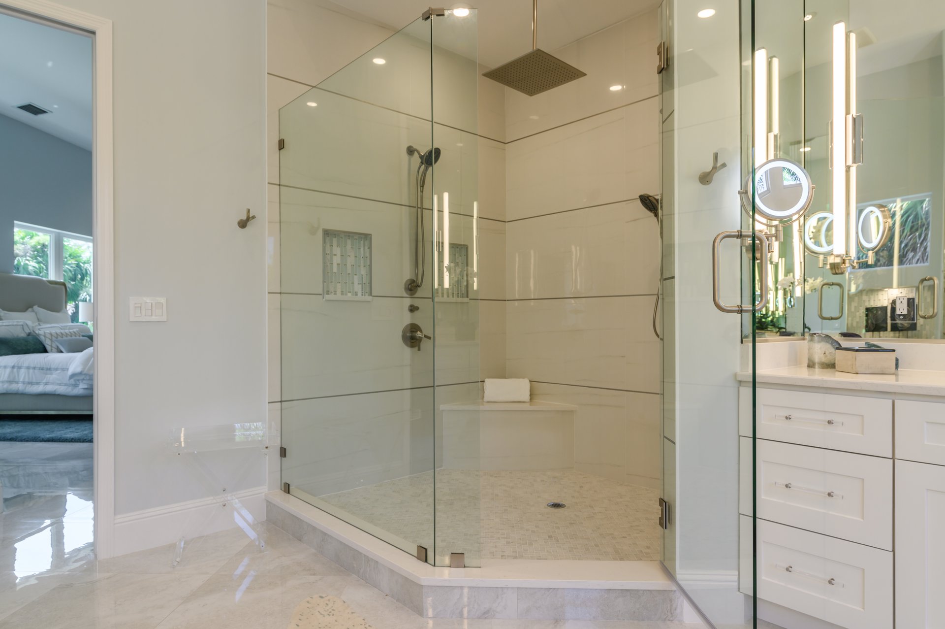 500 Ketch Lane, Country Club Shores, Longboat Key
