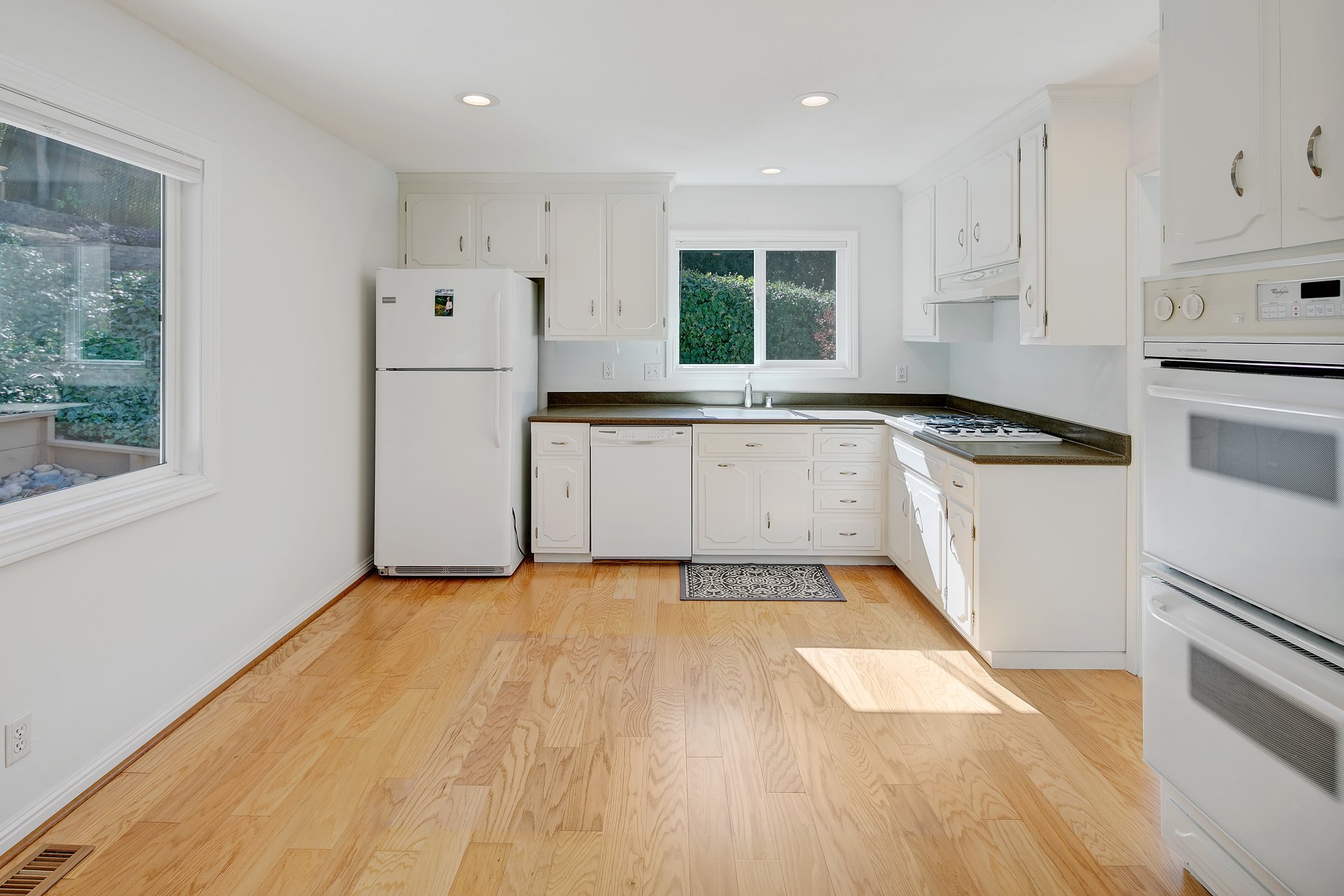 42 Taft Ct