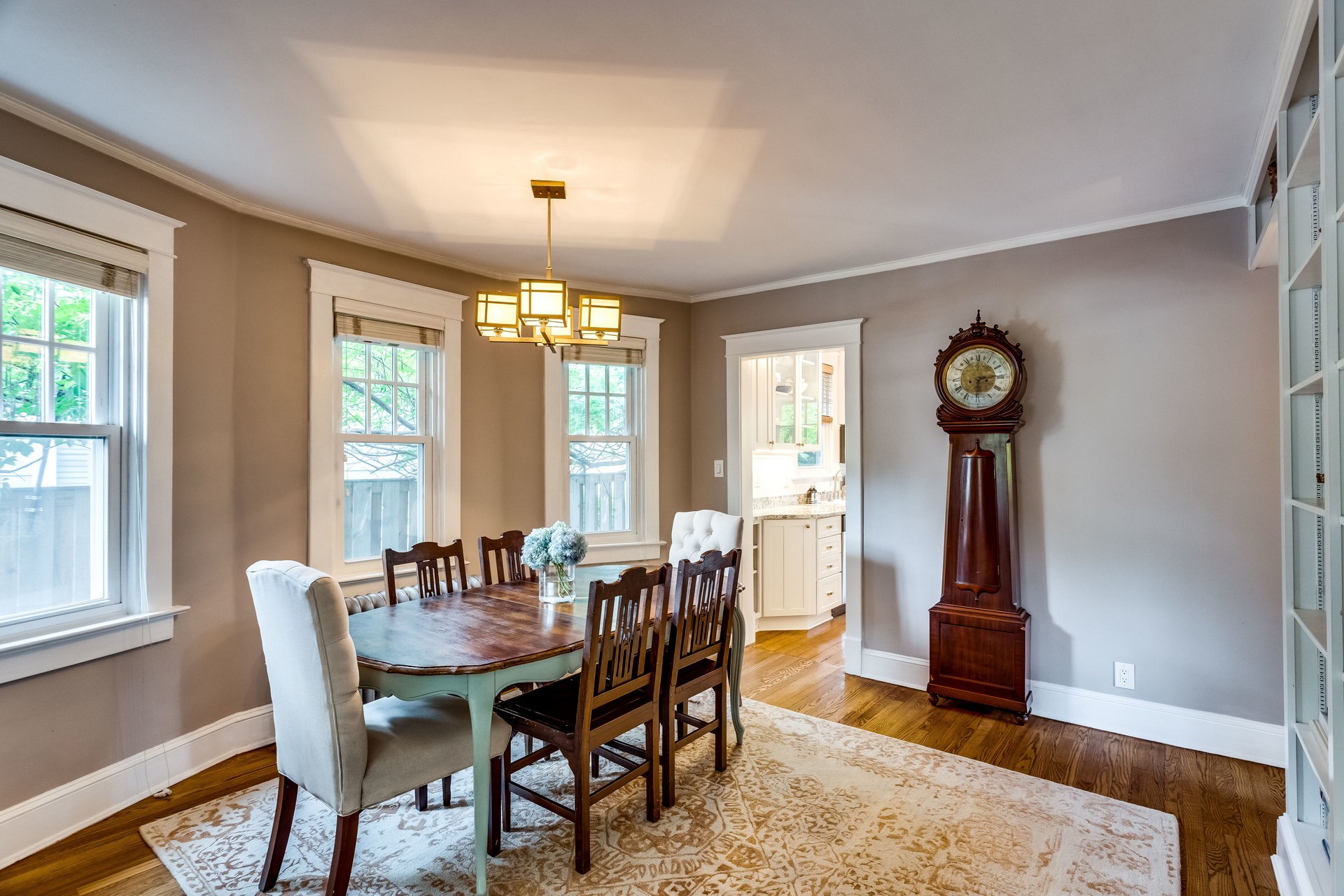 23 E Walnut Street