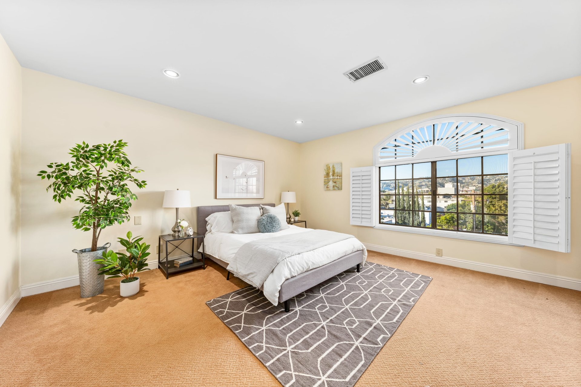 8712 Gregory Way #403, Pico-Robertson