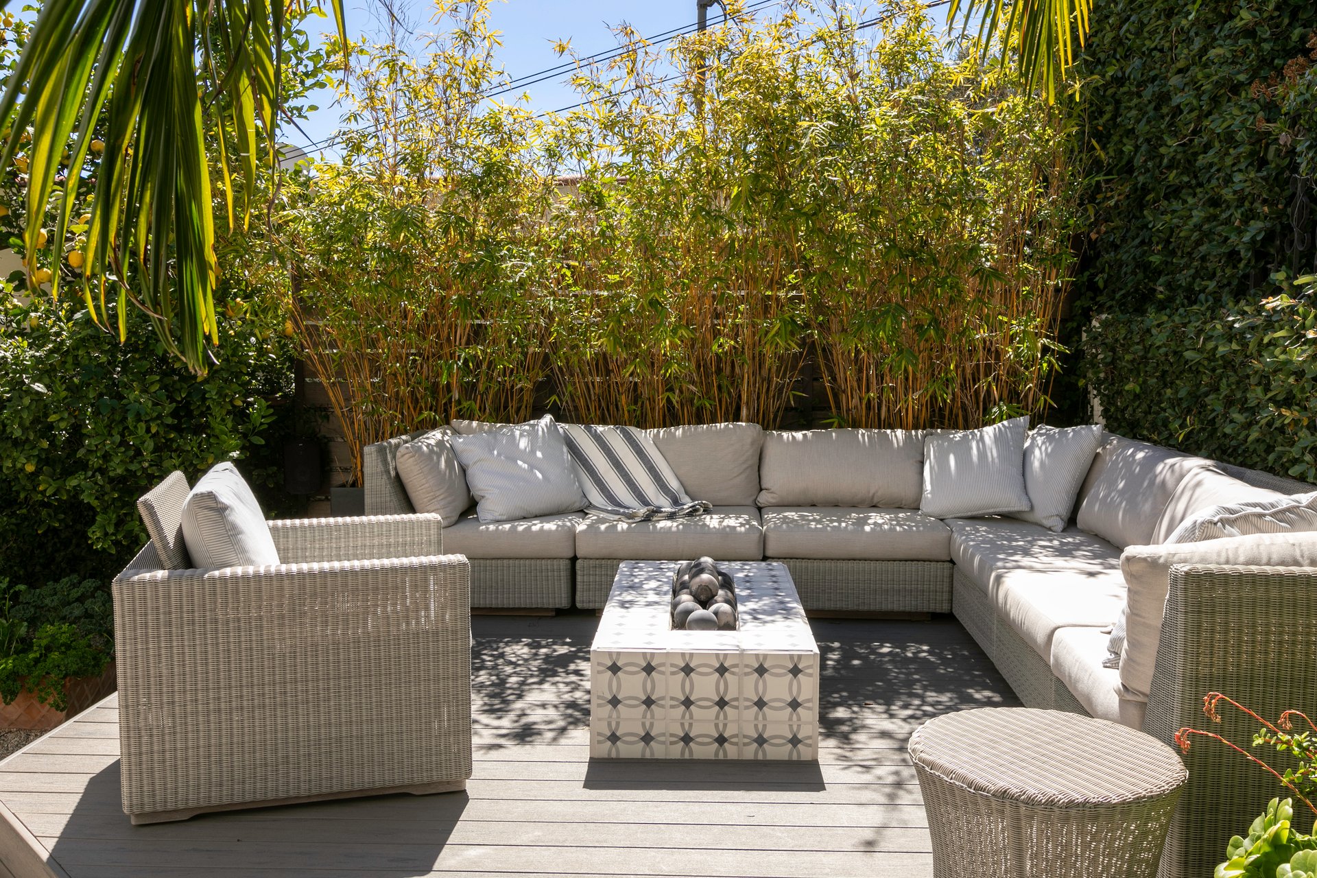 Dazzling Designer Done Furnished Lease in Los Feliz