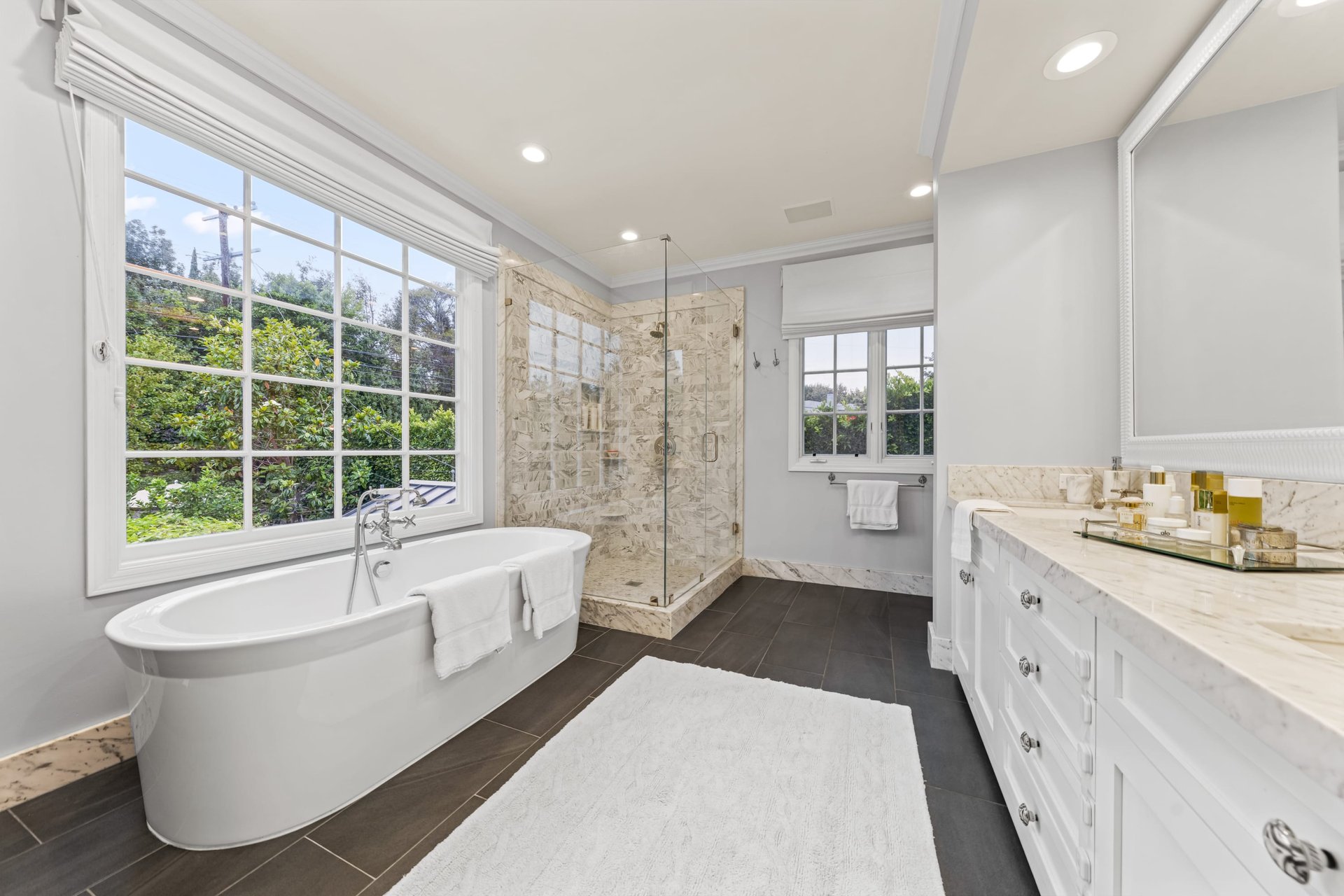 181 N Canyon View Dr, Brentwood