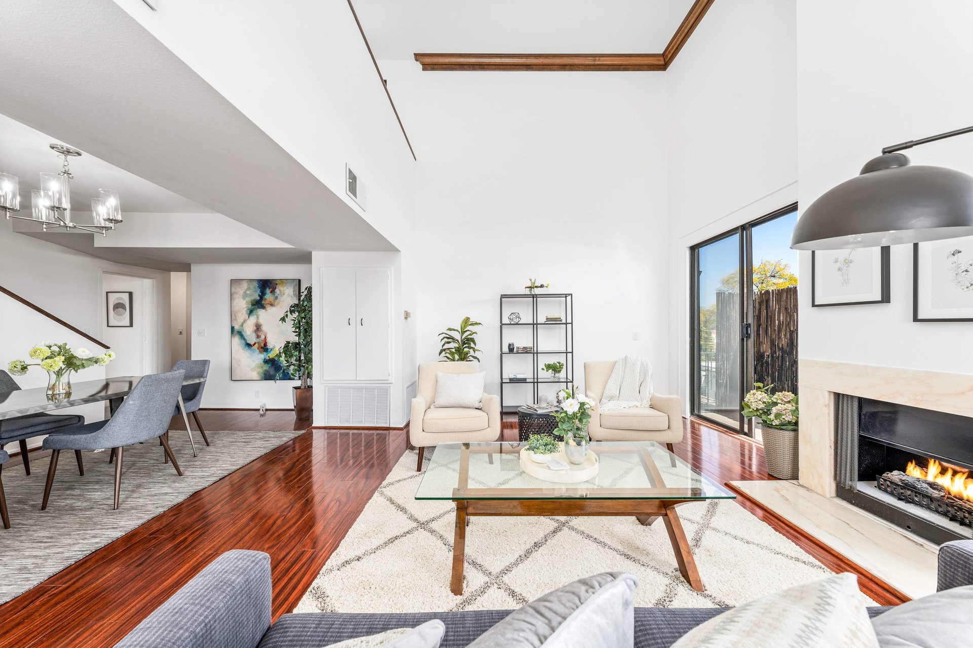 8712 Gregory Way #404, Pico-Robertson