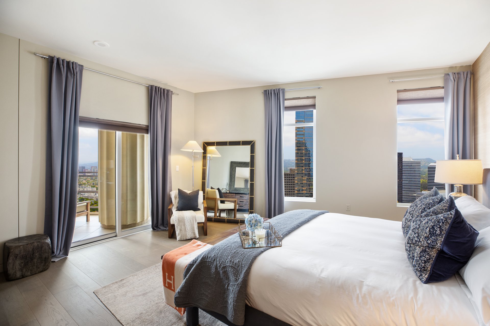 Spectacular Condominium in The Century