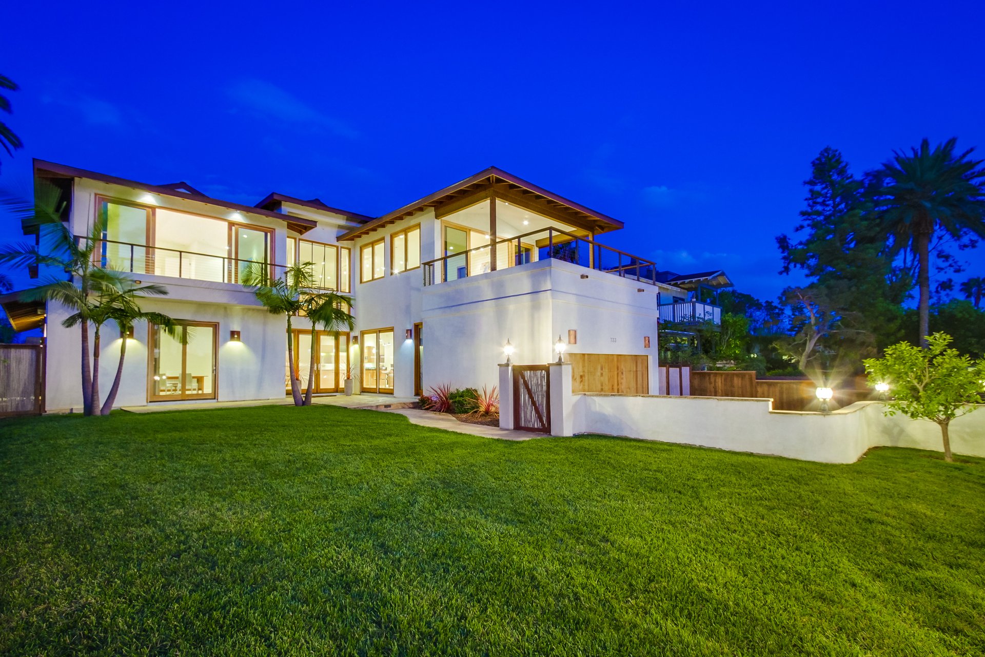 733 Stratford Dr