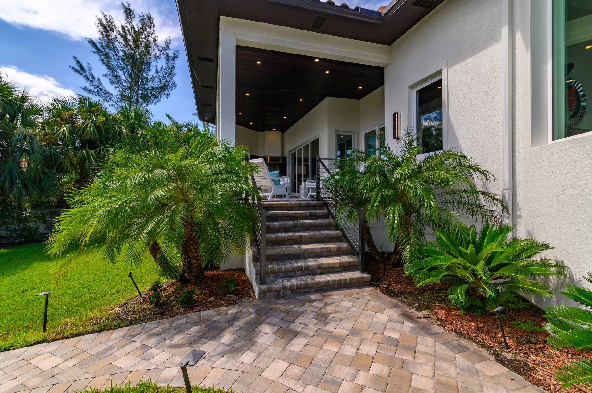 500 Ketch Lane, Country Club Shores, Longboat Key