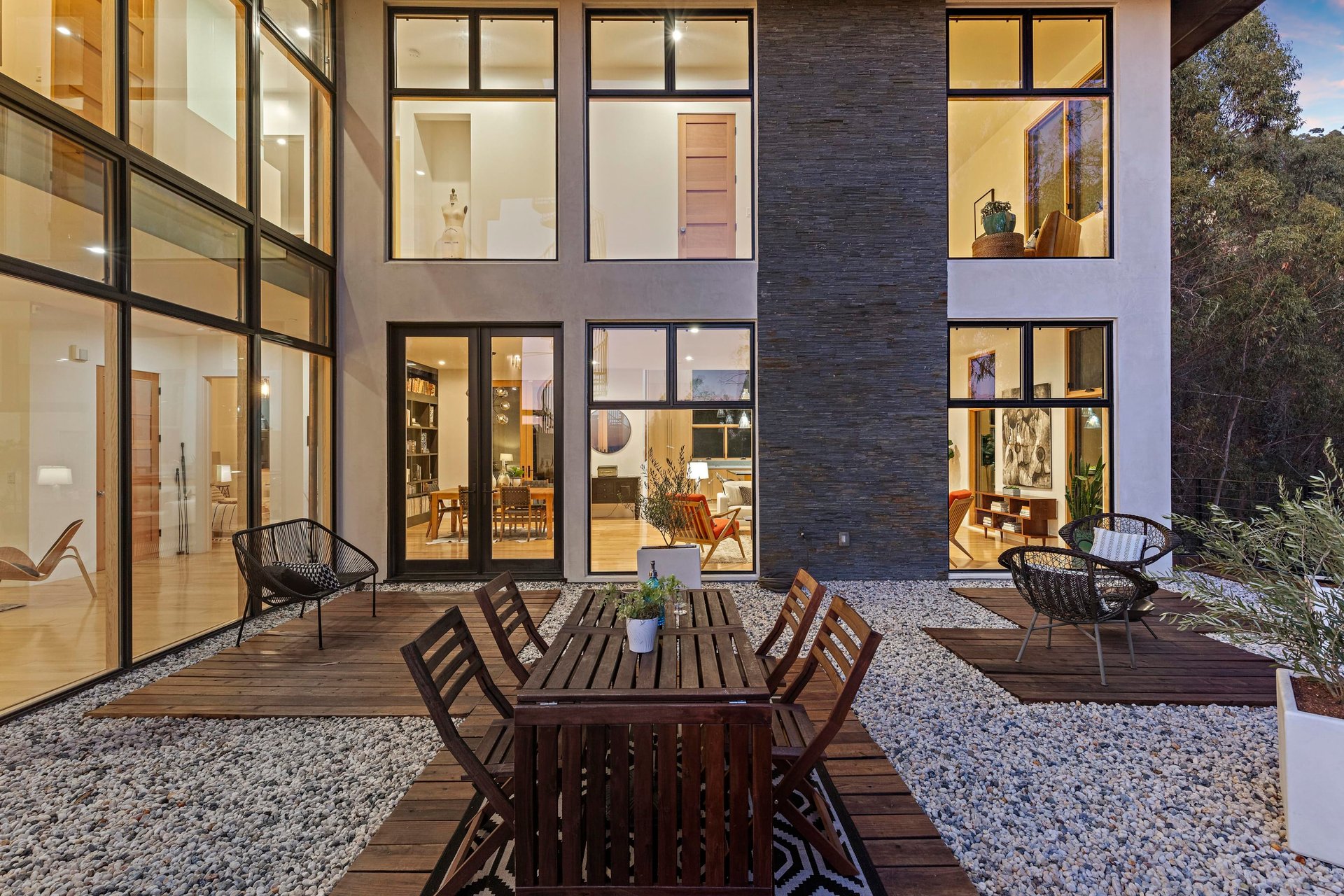  Mid-Century Modern Home in Oakland Hills