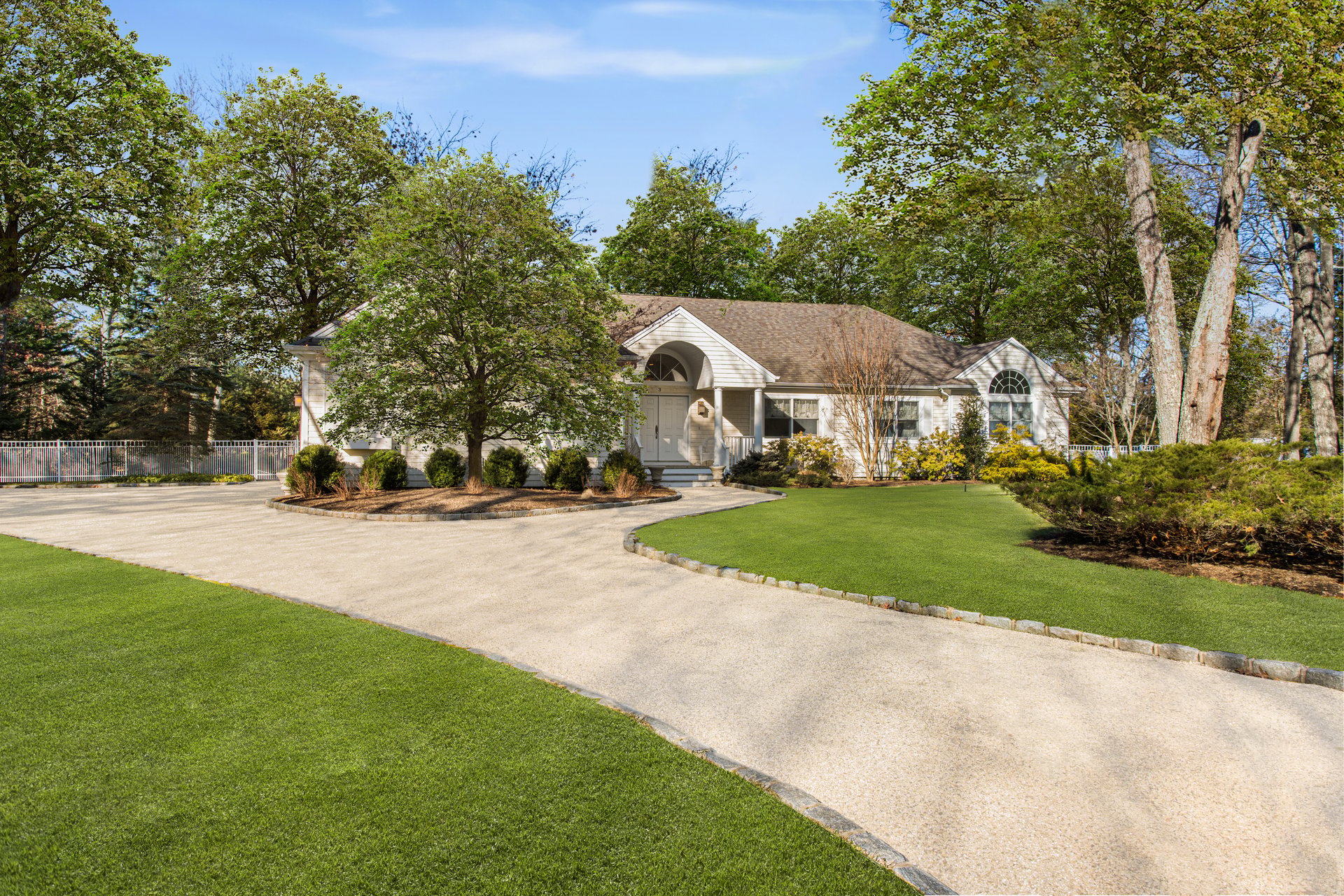 3 Old Fields Ln