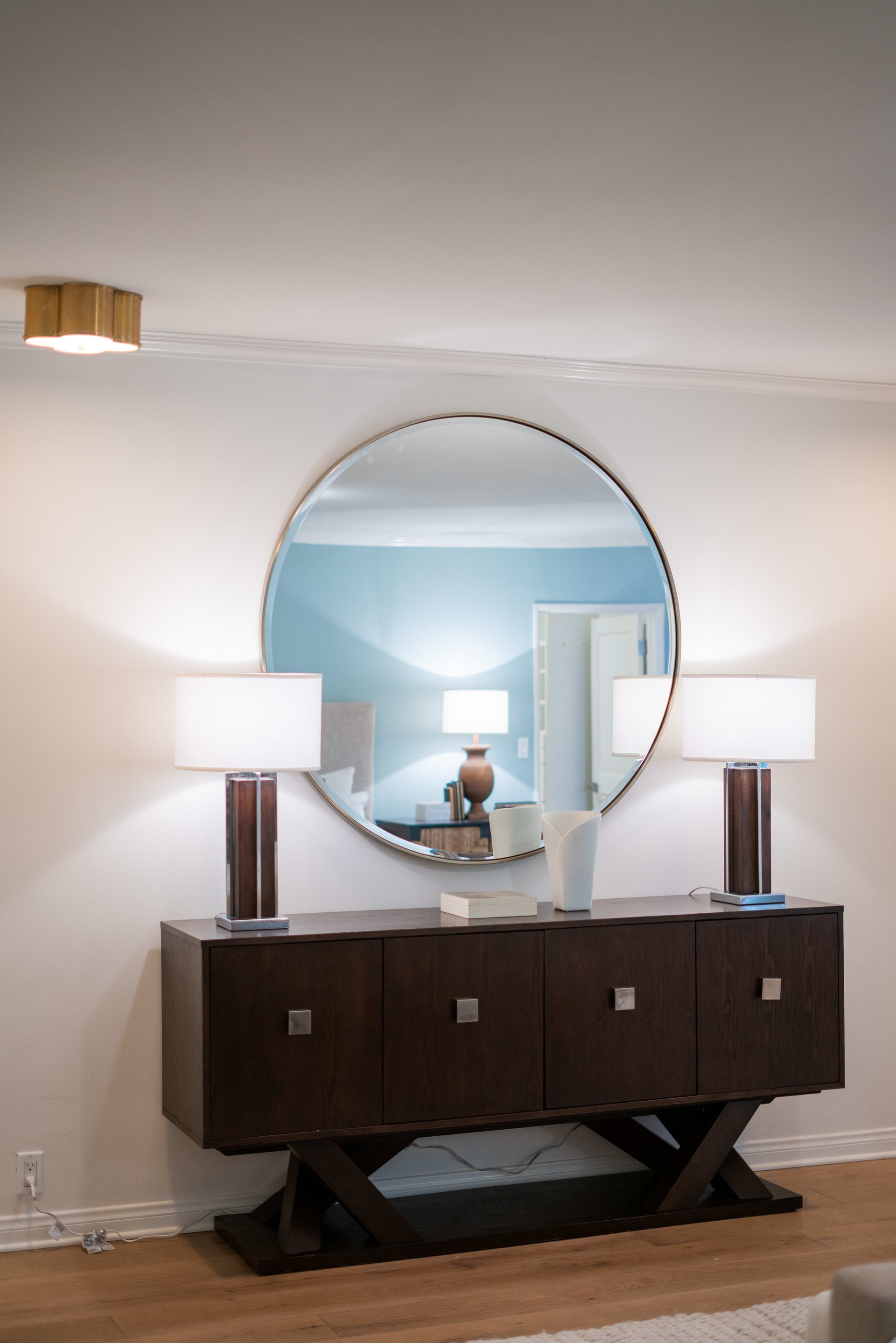 A Hampton's Vibe Traditional Home in Studio City 