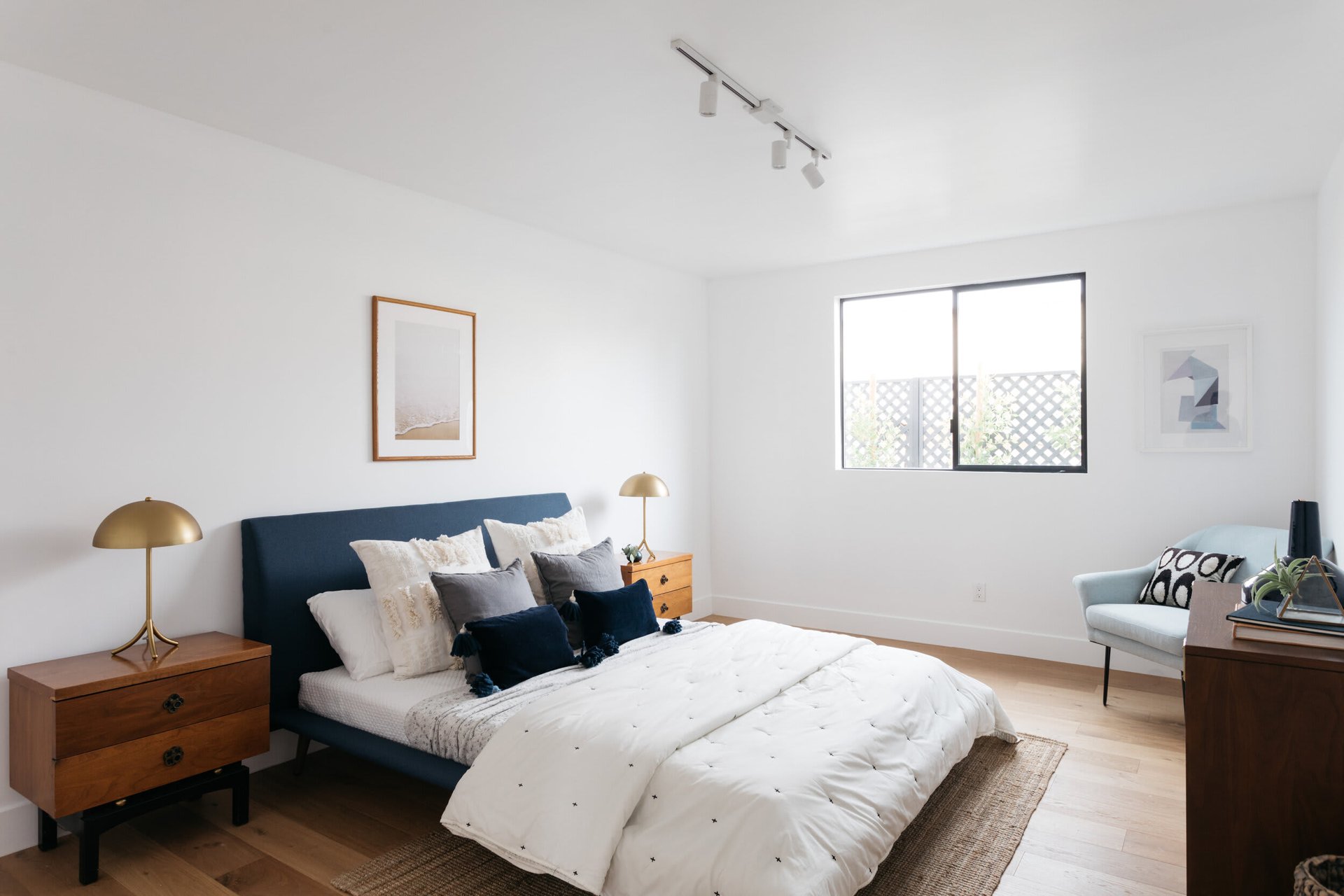 A modern compound in Creative Frogtown