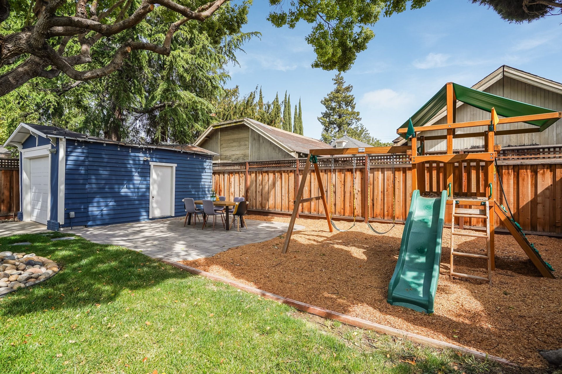 1188 Singletary Ave