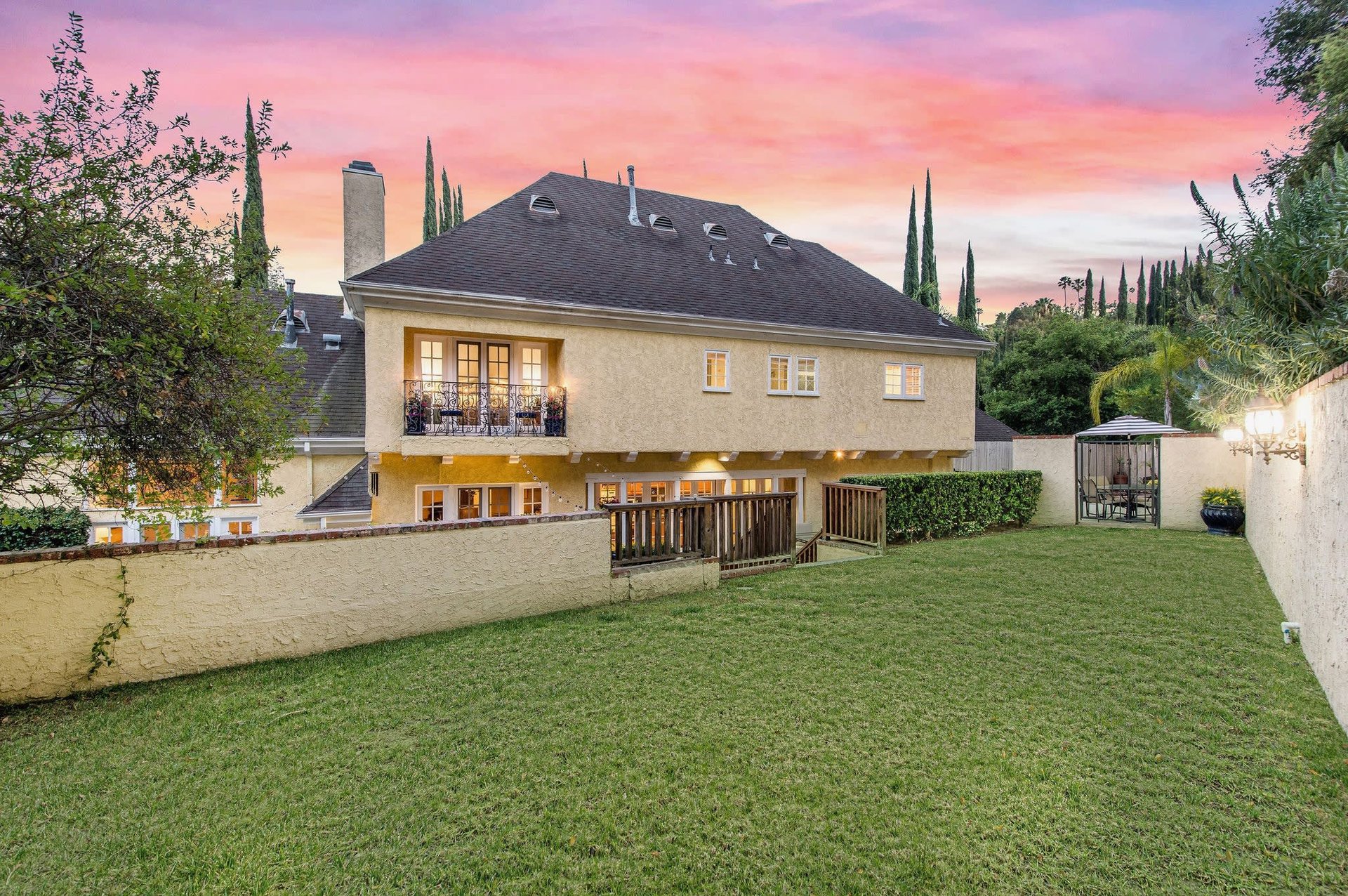 3891 Sepulveda Blvd