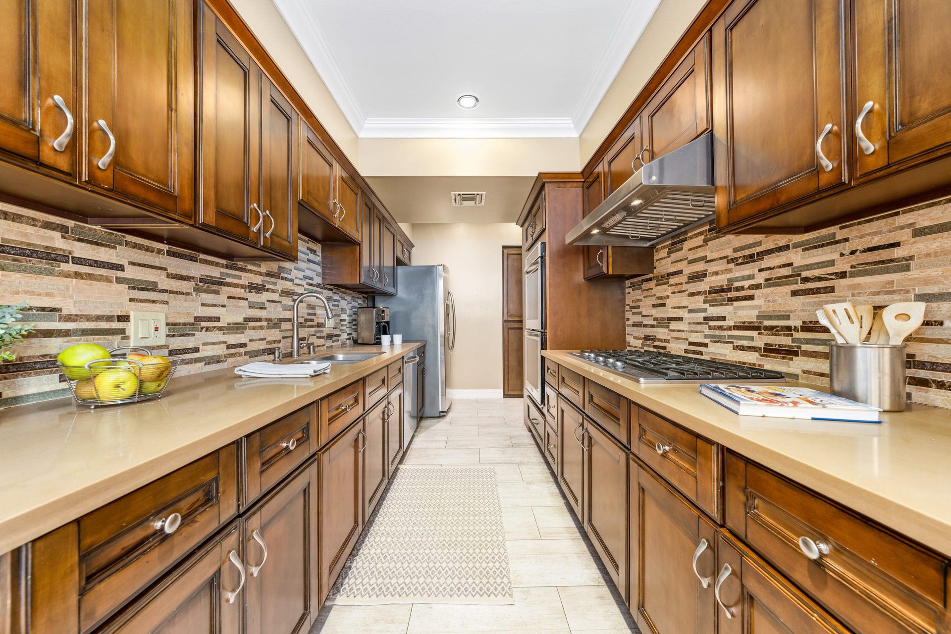 8712 Gregory Way #403, Pico-Robertson