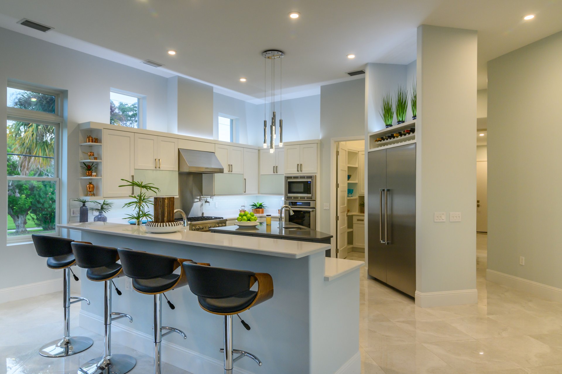 500 Ketch Lane, Country Club Shores, Longboat Key