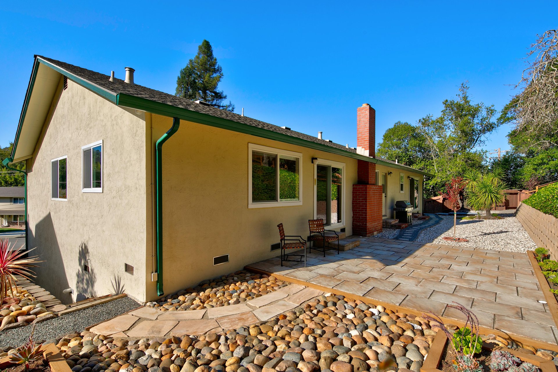 42 Taft Ct