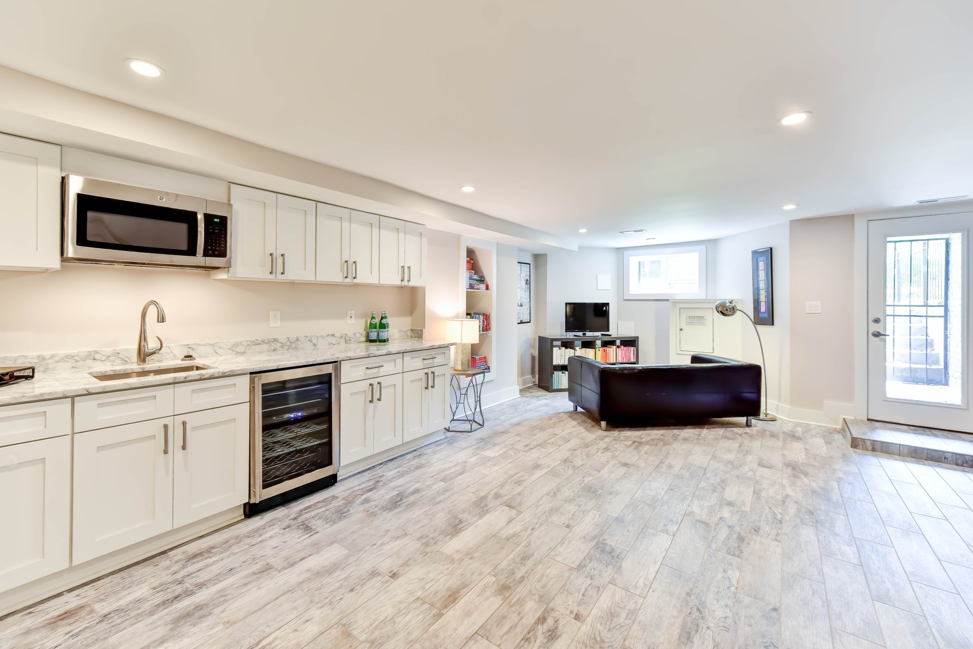 49 Adams St NW