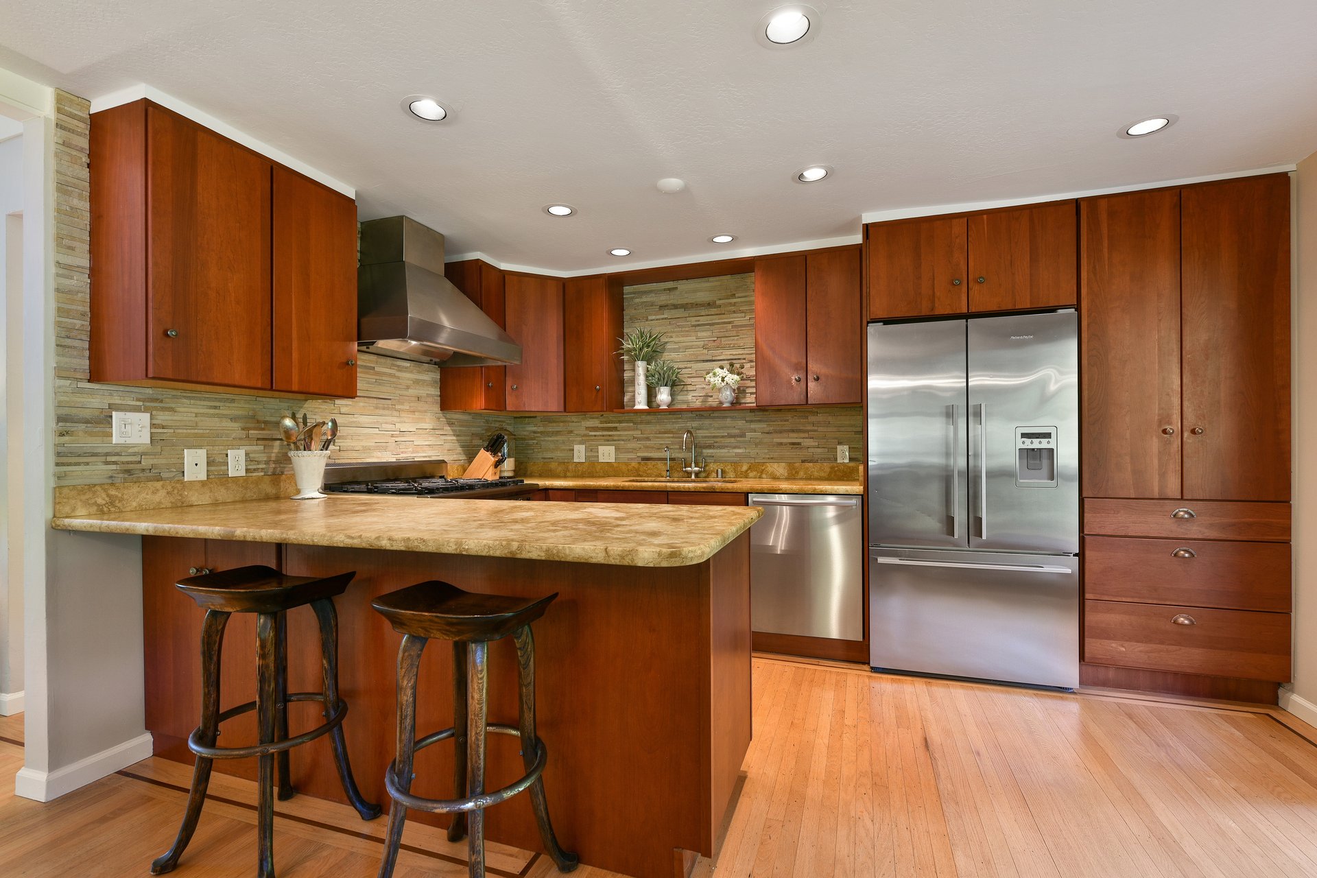 27 Spring Rd