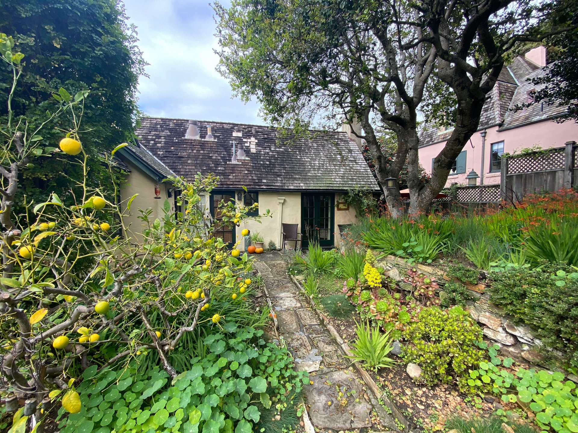 Edgemere Cottages