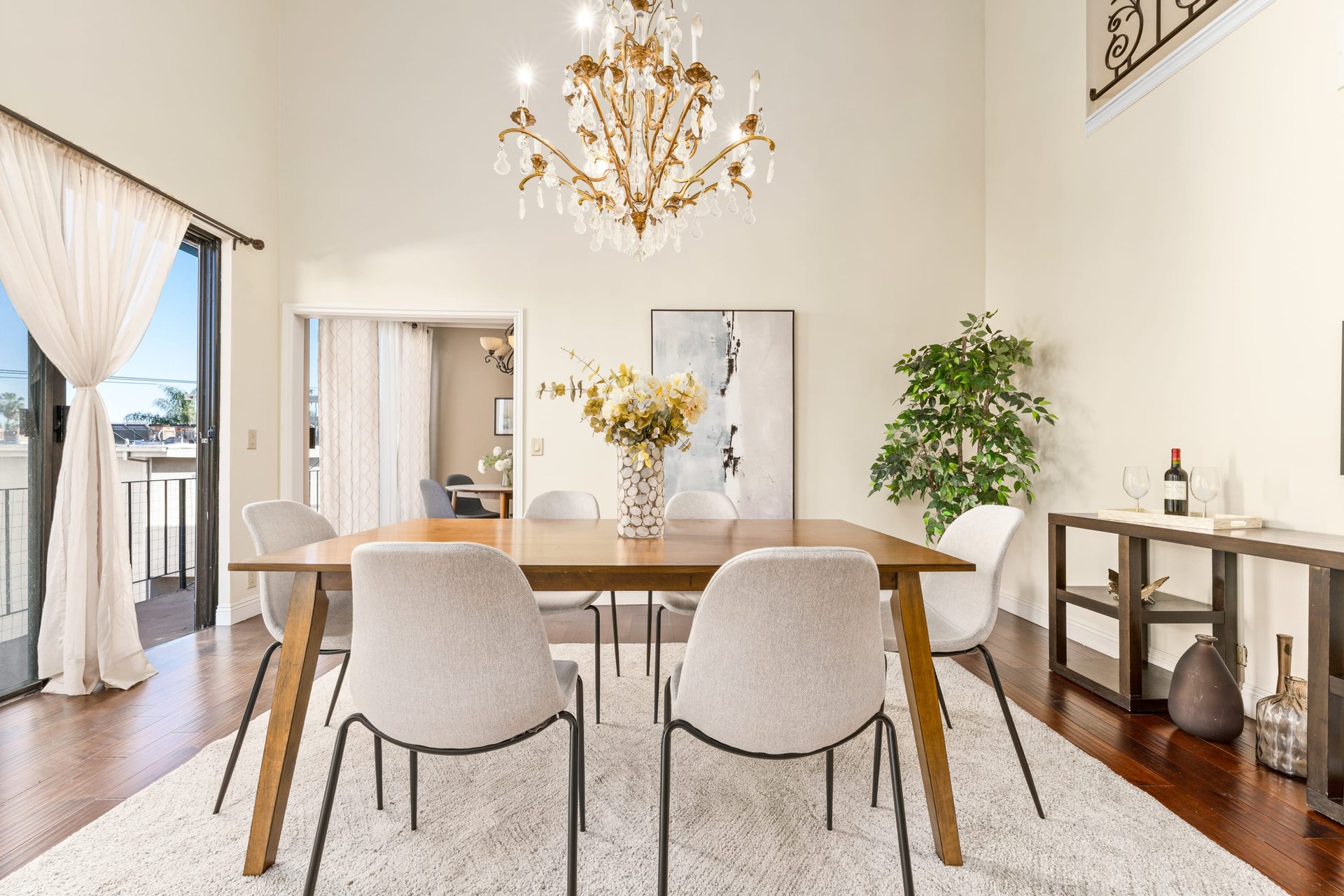 8712 Gregory Way #403, Pico-Robertson