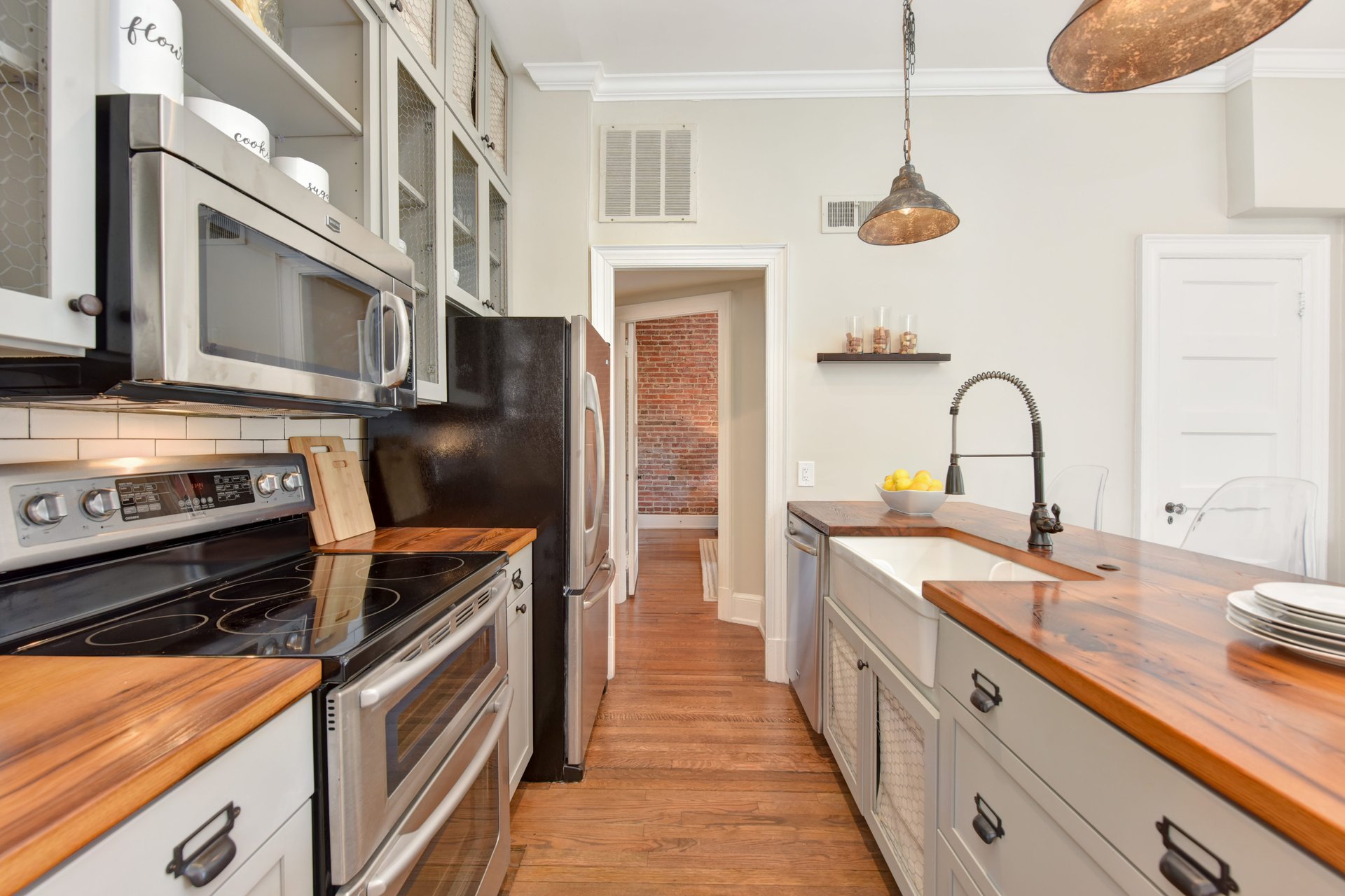 1901 19th St NW, #202