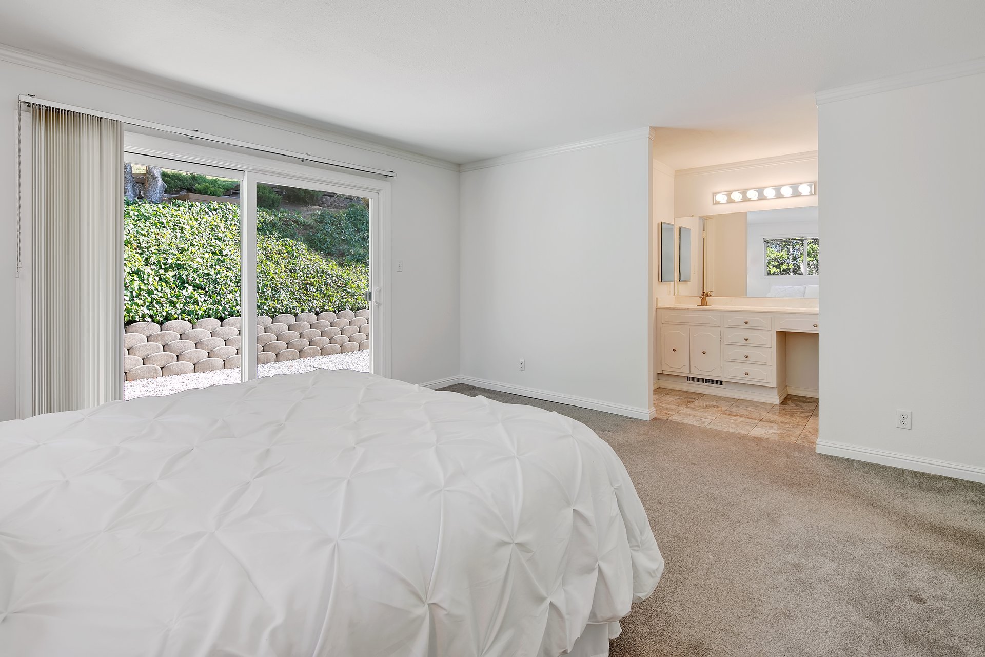 42 Taft Ct