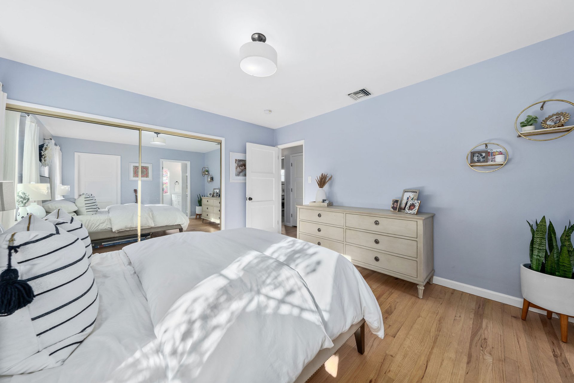 12000 Marine St, Mar Vista