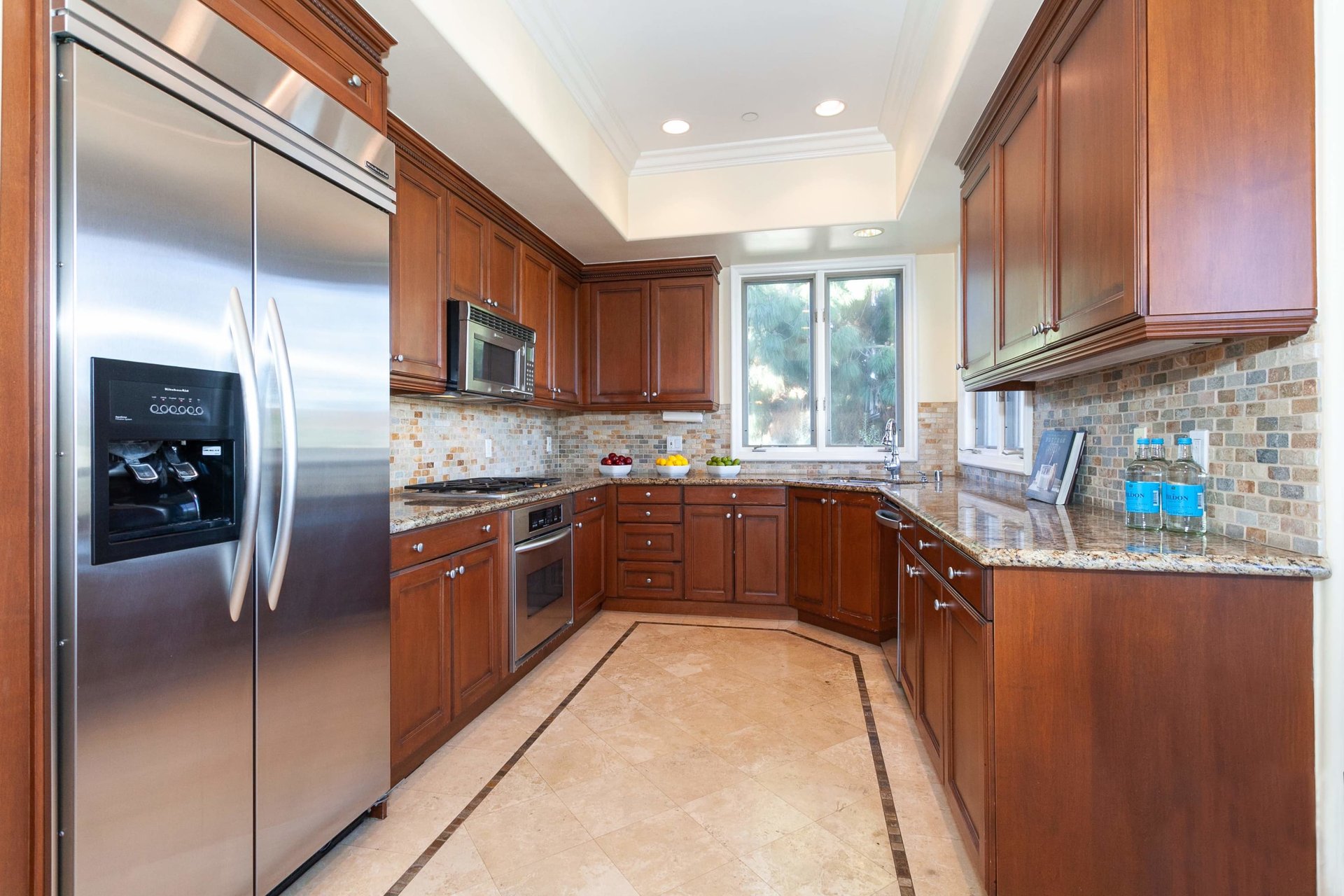 Beverly Hills Villas Condo