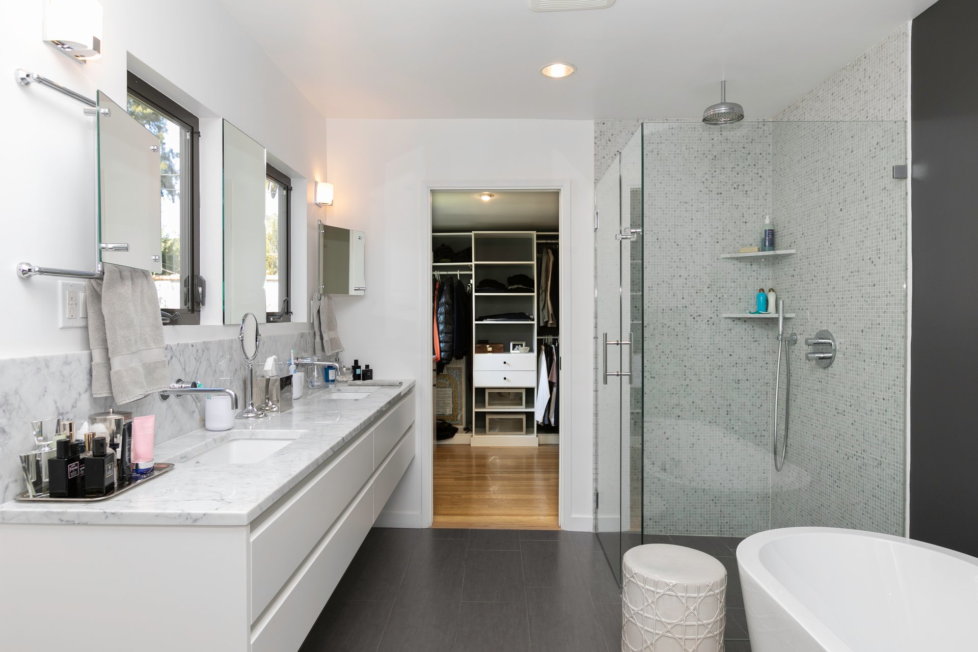 Dazzling Designer Done Furnished Lease in Los Feliz
