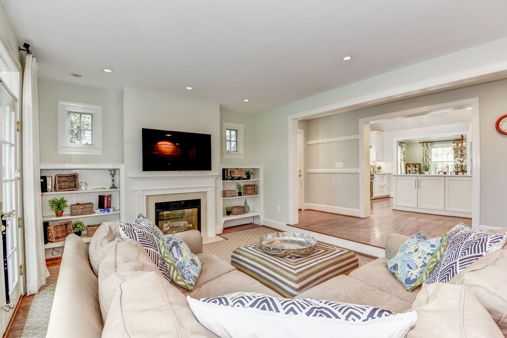 2600 Ridge Rd Dr